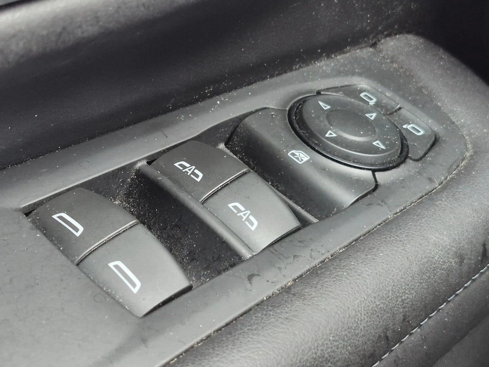 2023 Chevrolet Suburban LS photo 11