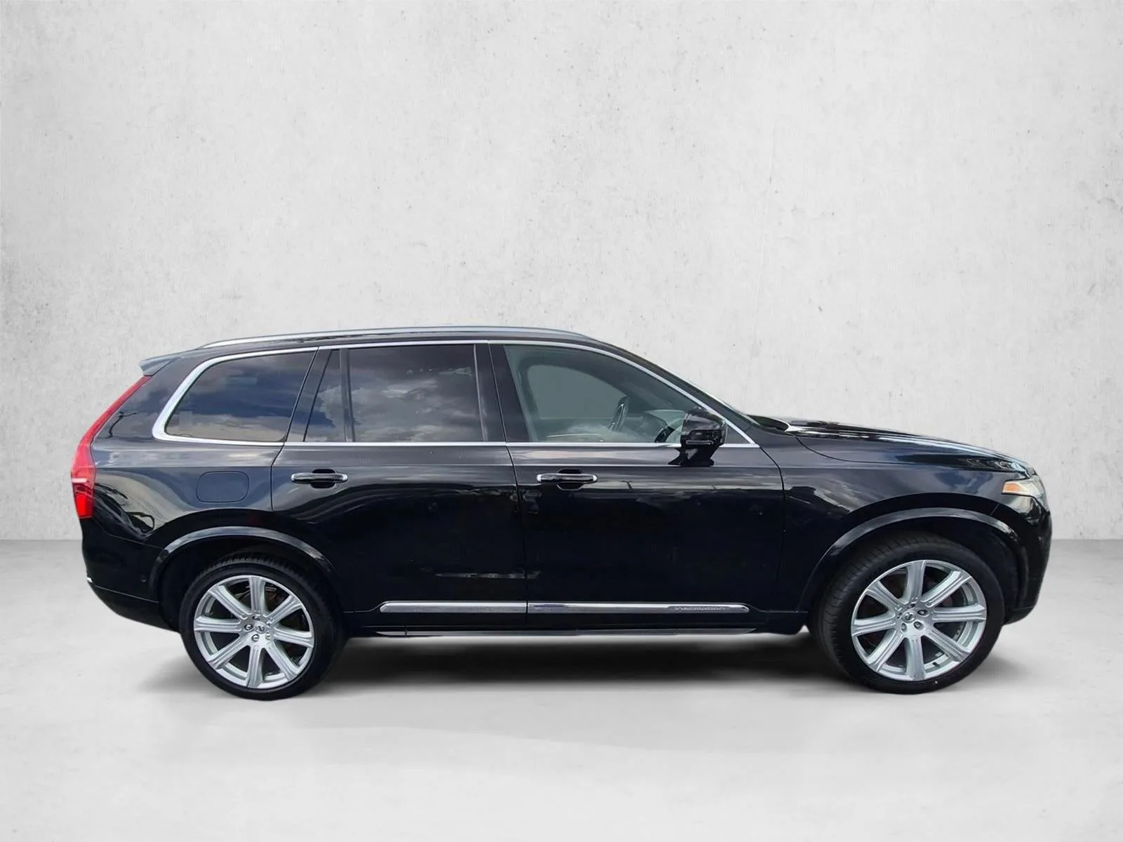 2017 Volvo XC90 Inscription photo 4