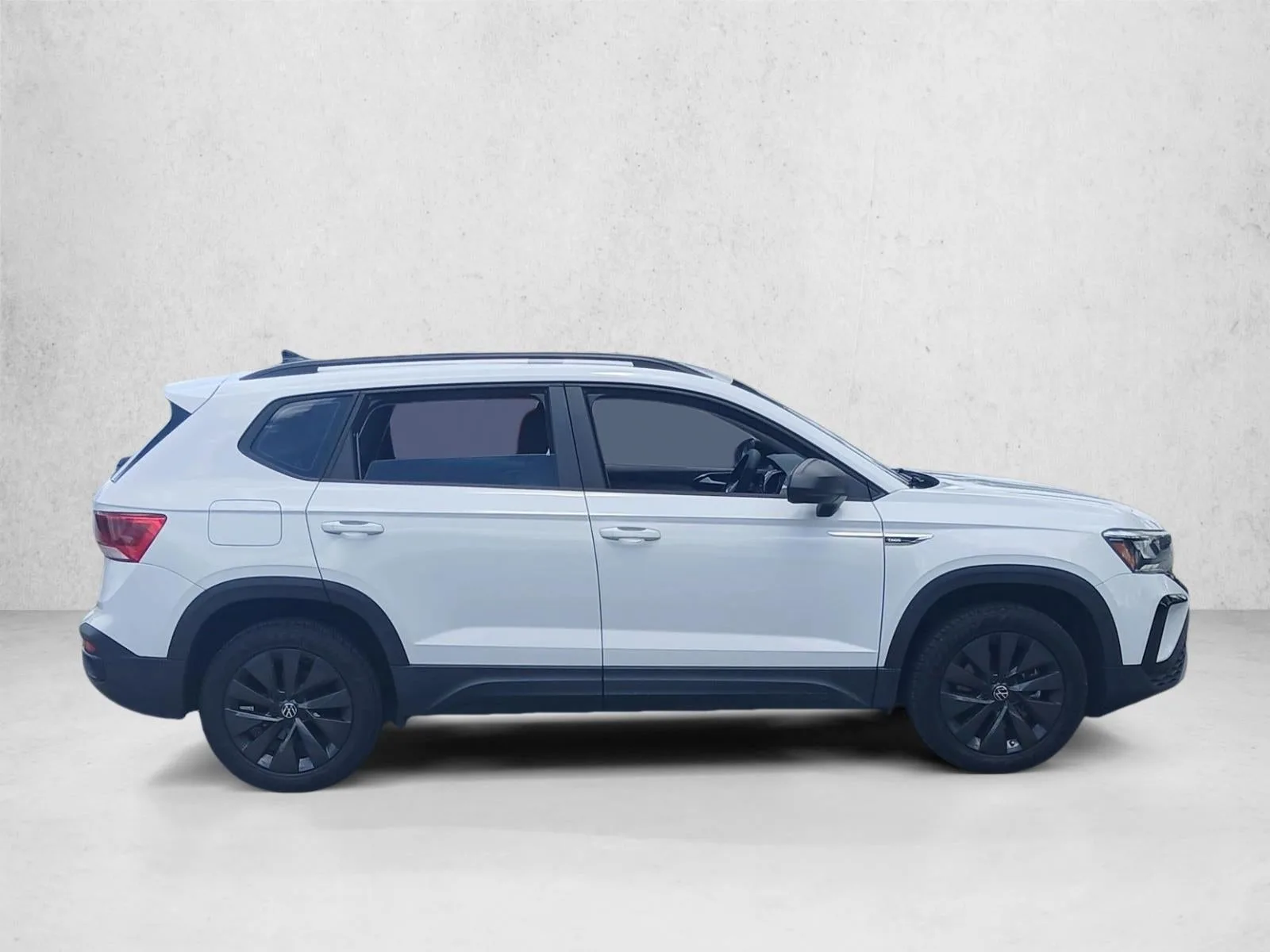 2022 Volkswagen Taos S FWD photo 4