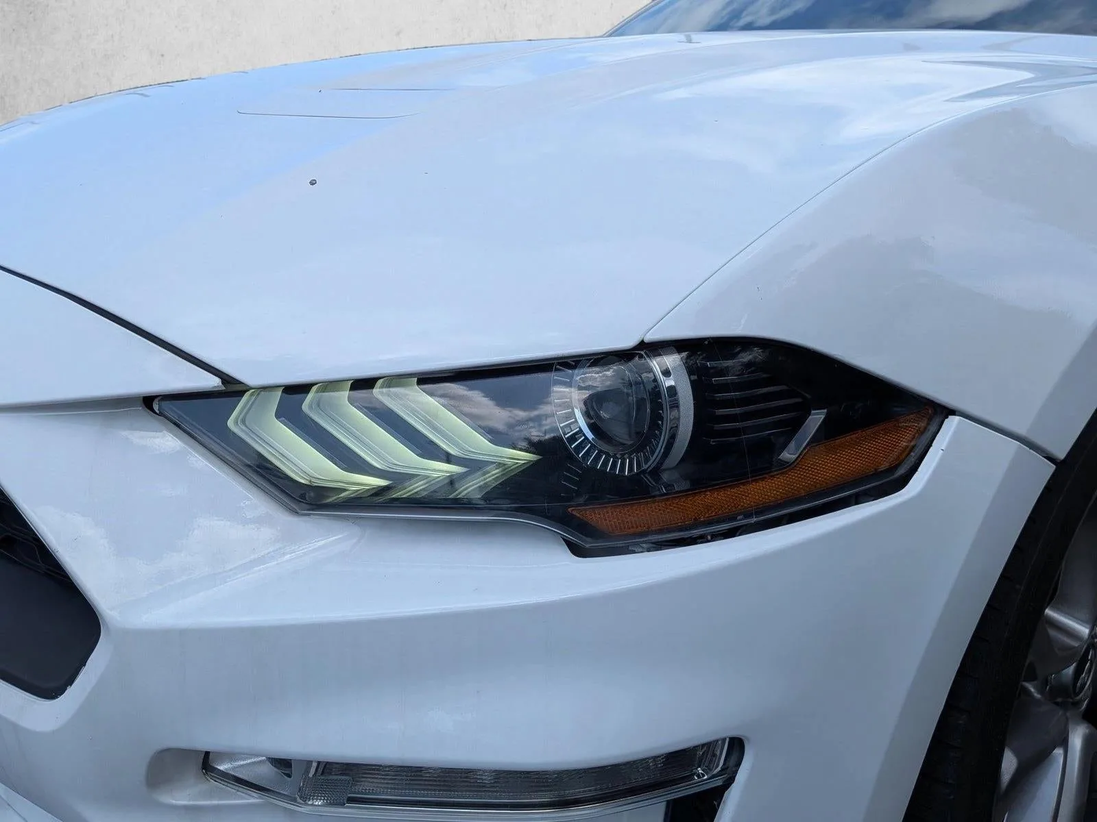 2018 Ford Mustang EcoBoost Premium Convertible photo 2