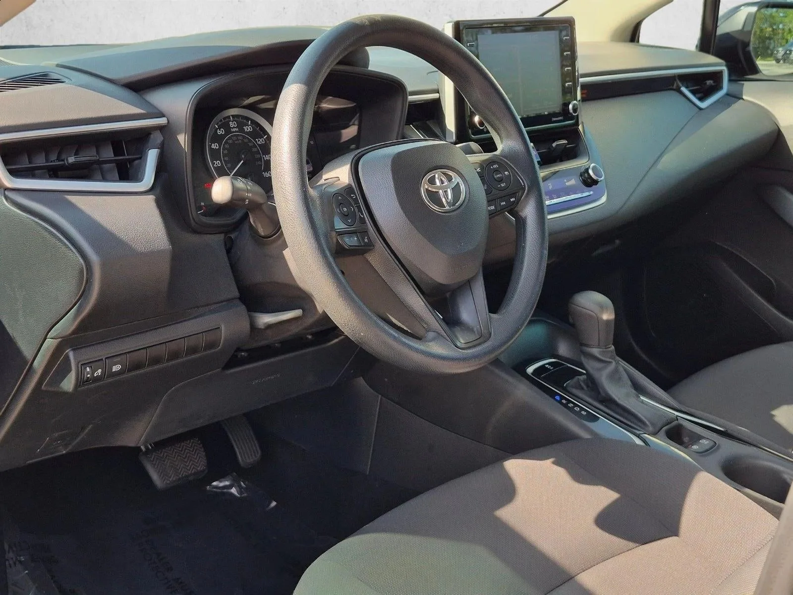 2021 Toyota Corolla LE CVT (Natl) photo 9