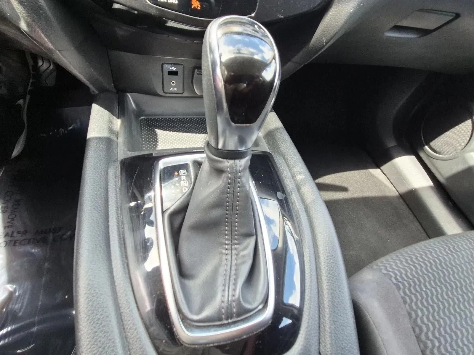 2018 Nissan Rogue Sport 2018.5 FWD S photo 11