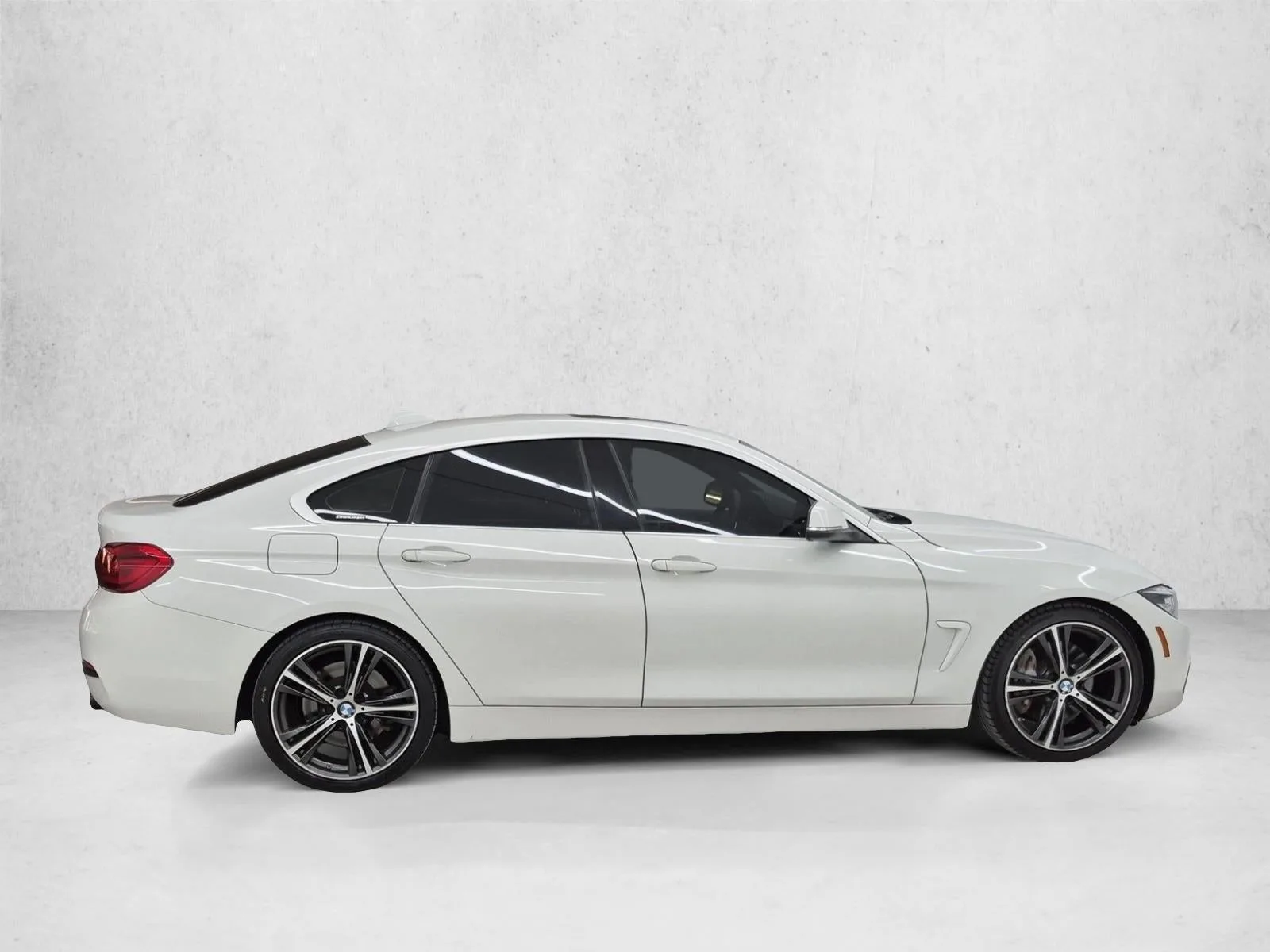 2019 BMW 4 Series 440i photo 4