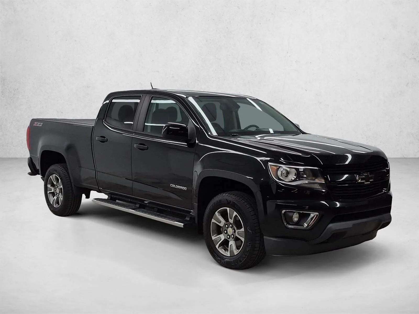 2018 Chevrolet Colorado Base photo 3