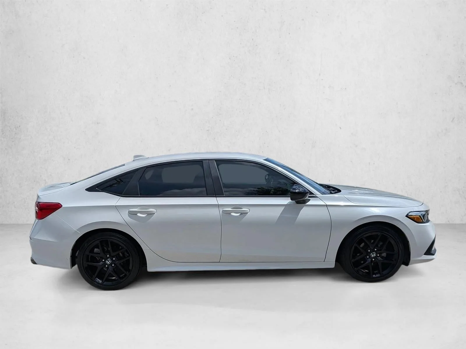 2024 Honda Civic Sedan Sport CVT photo 4