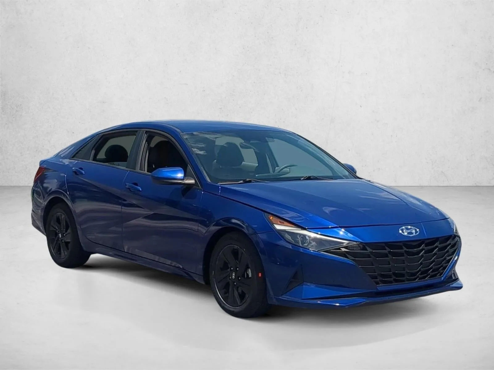 2021 Hyundai Elantra SEL photo 3