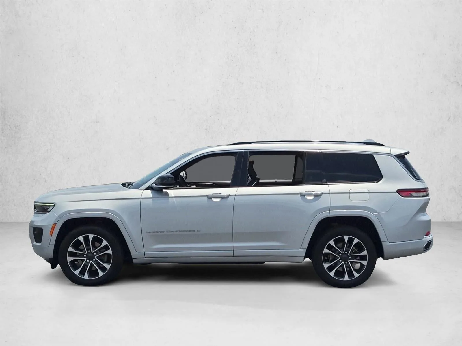 2021 Jeep Grand Cherokee L Overland 4x4 photo 9