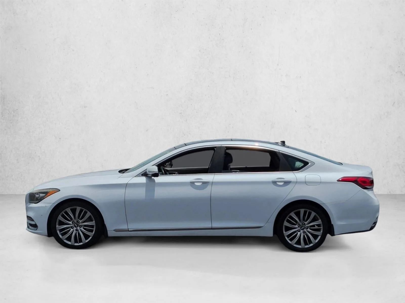 2018 Genesis G80 5.0 Ultimate photo 8