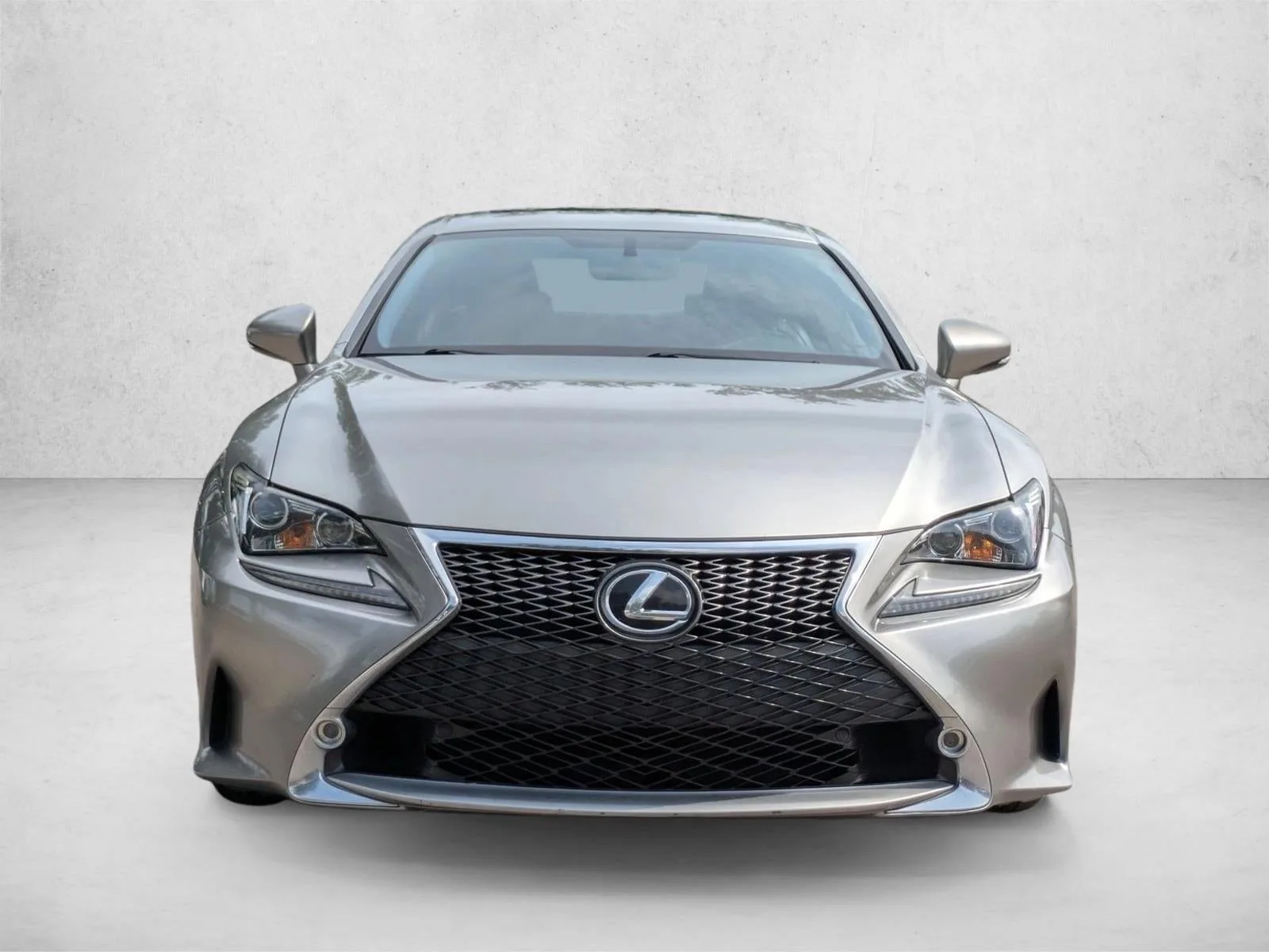 2016 Lexus RC Turbo 2dr Cpe F SPORT photo 2
