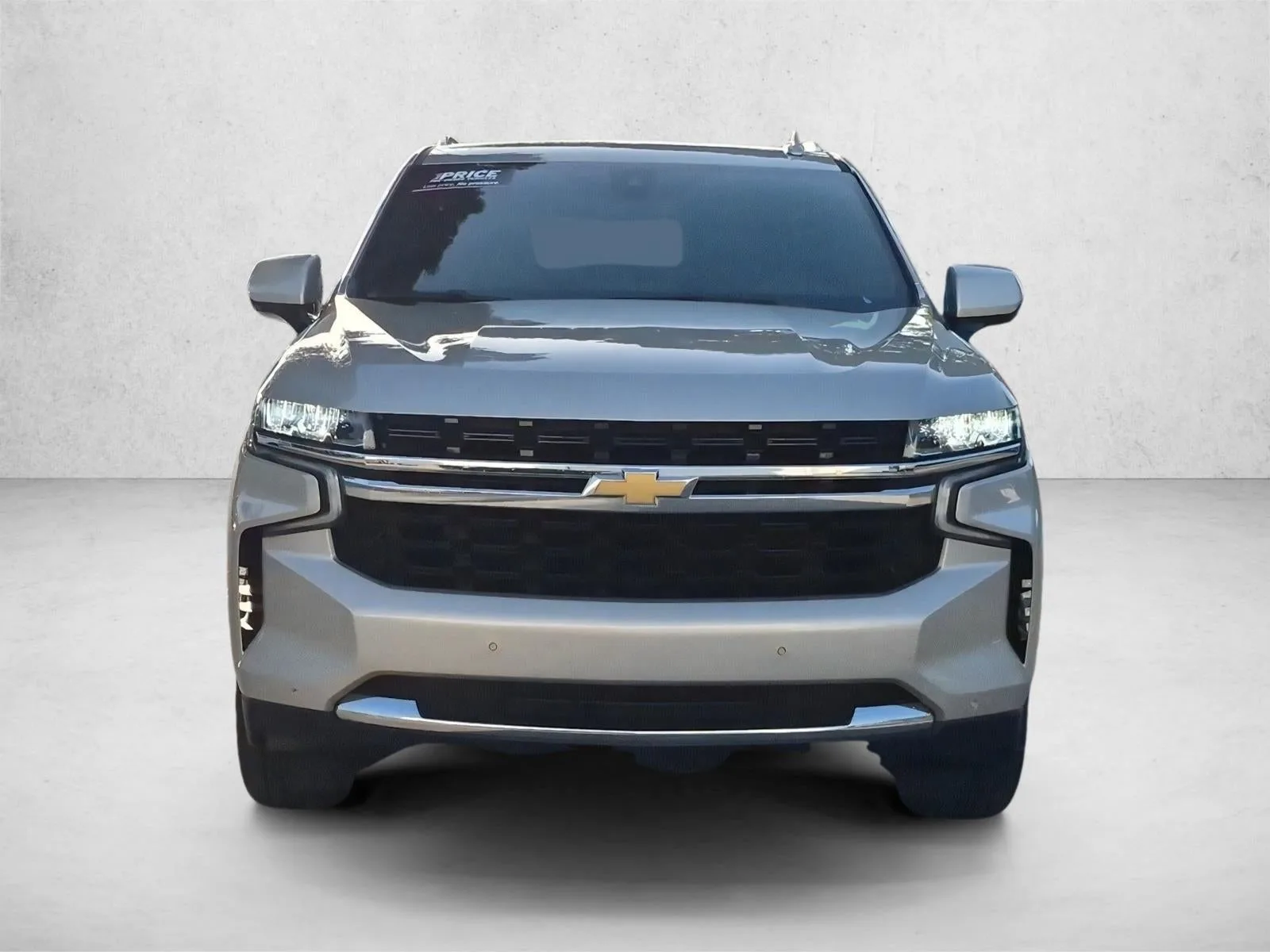 2022 Chevrolet Tahoe LS photo 2