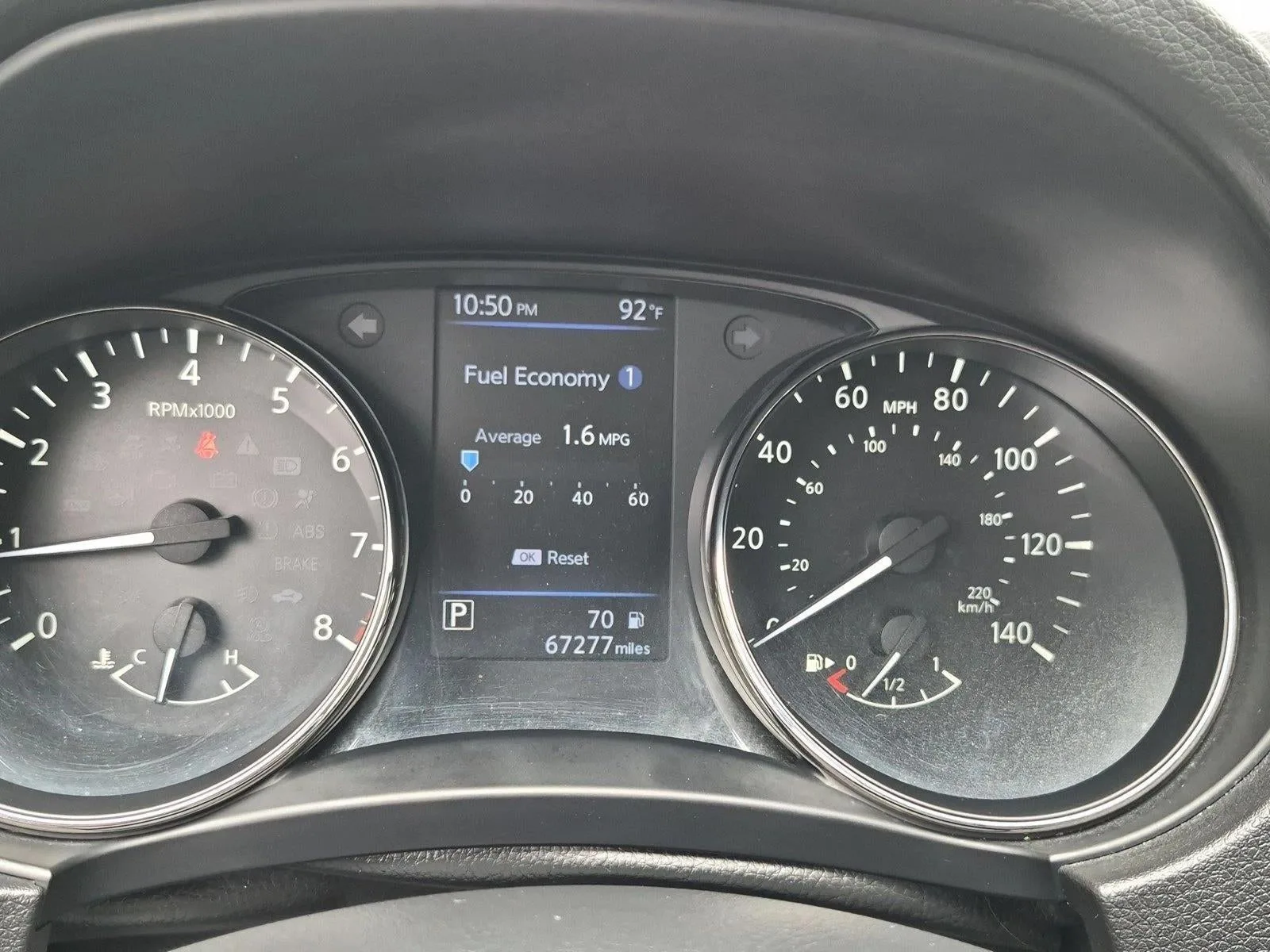 2020 Nissan Rogue FWD SV photo 11
