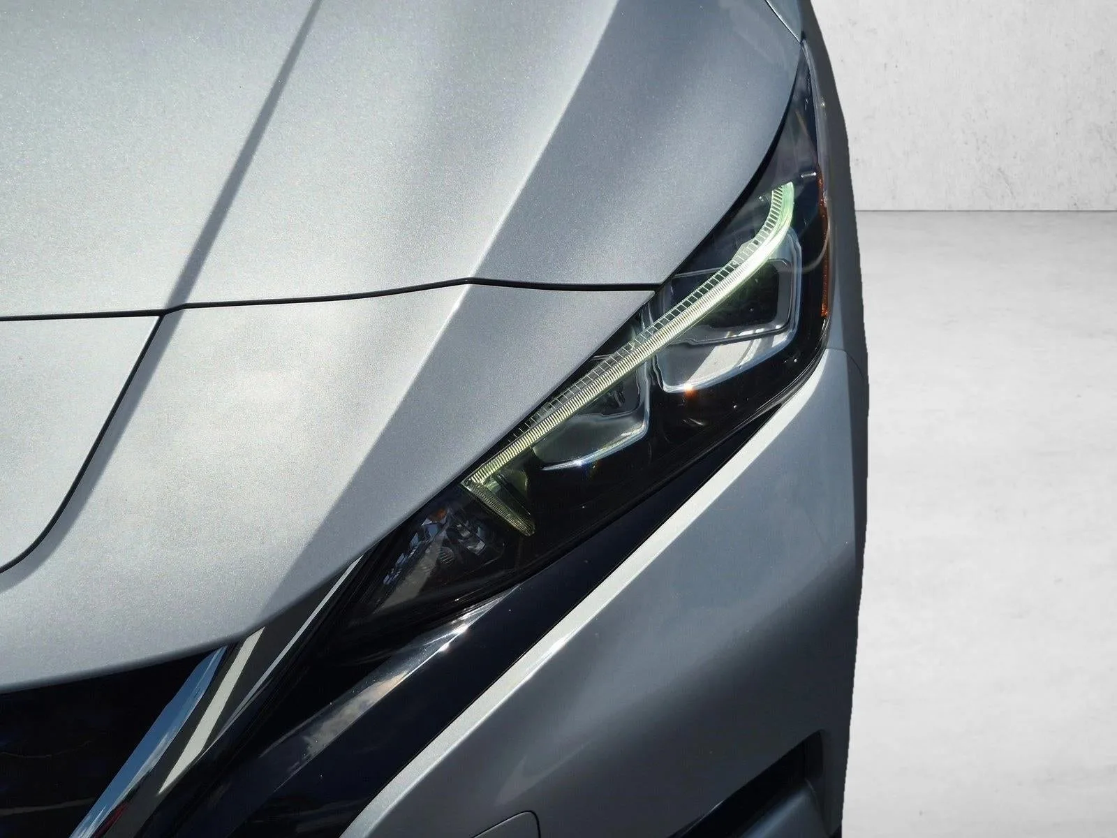 2020 Nissan LEAF SL PLUS 62 kWh photo 9