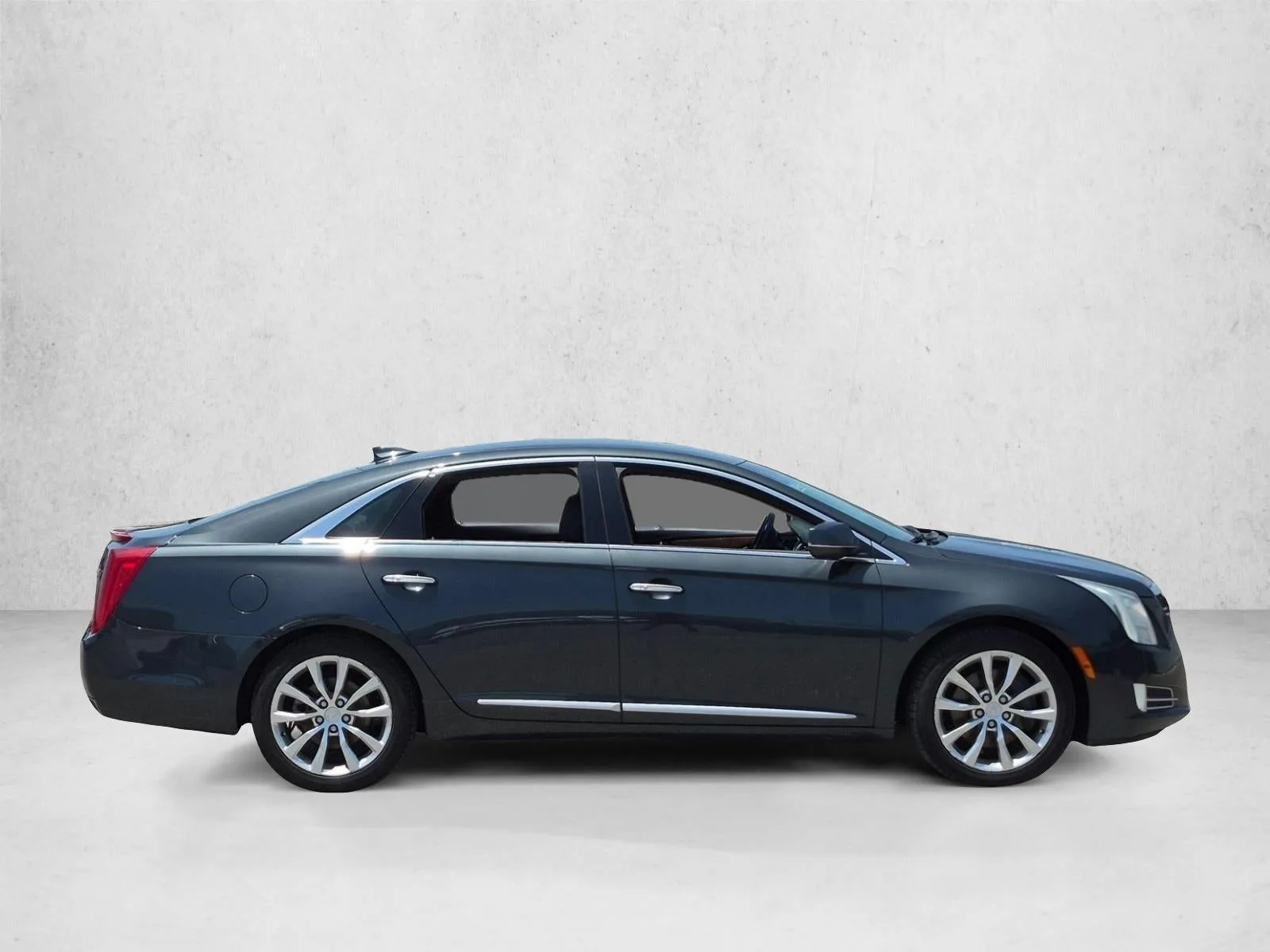 2016 Cadillac XTS Luxury Collection photo 4