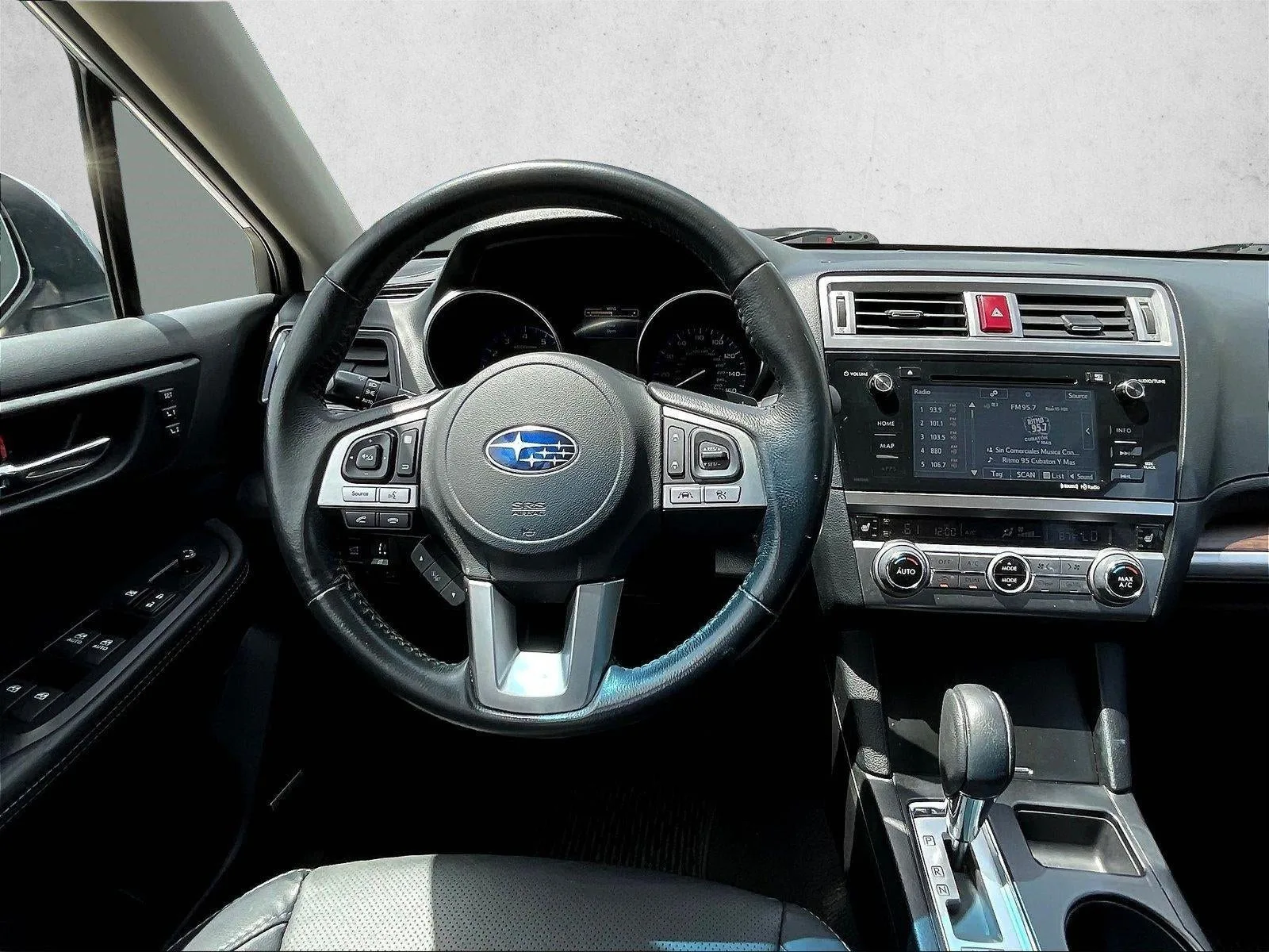 2017 Subaru Outback 3.6R Limited photo 7