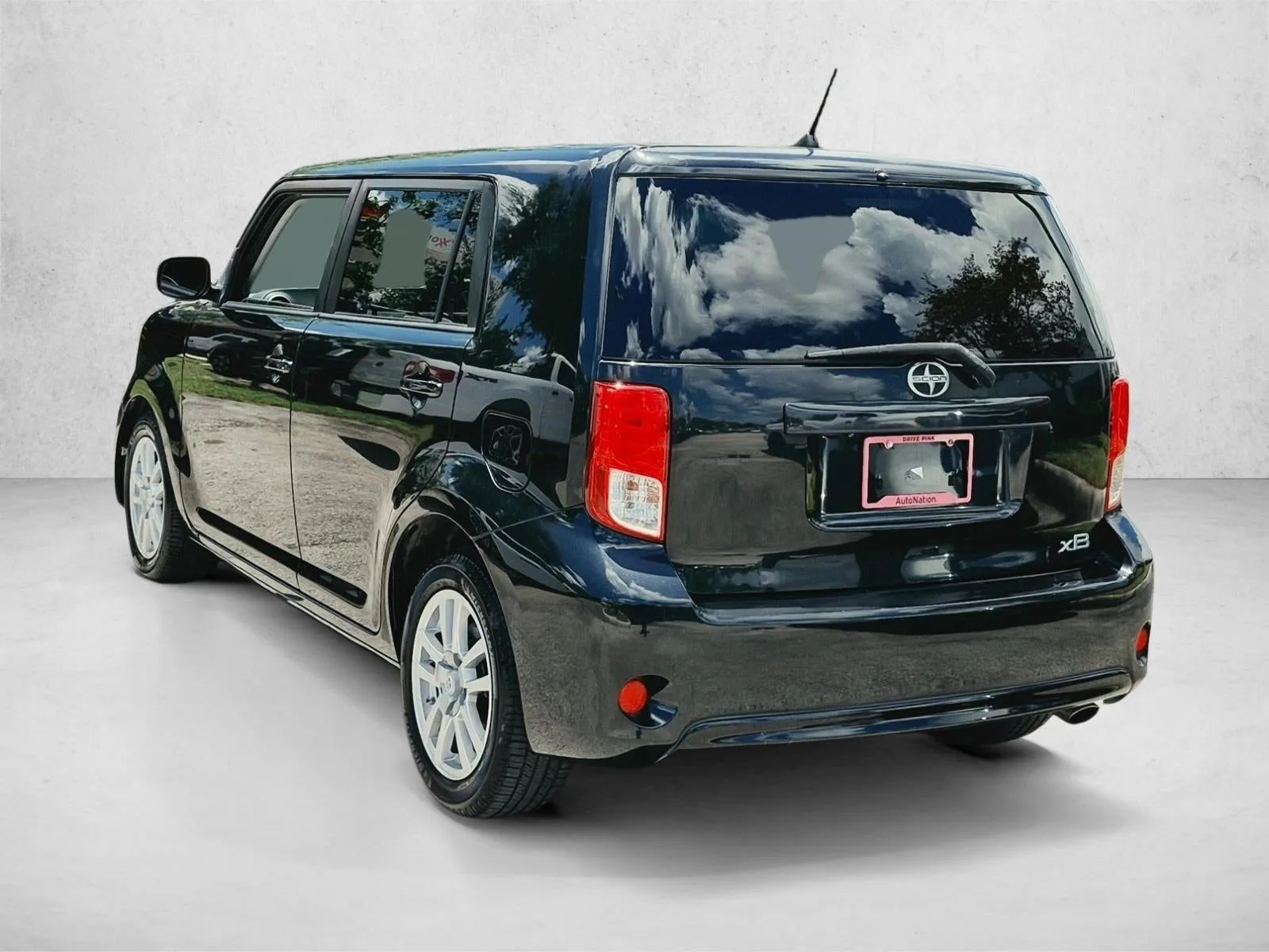 2015 Scion xB 5dr Wgn Auto 686 Parklan Edition (Natl) photo 7