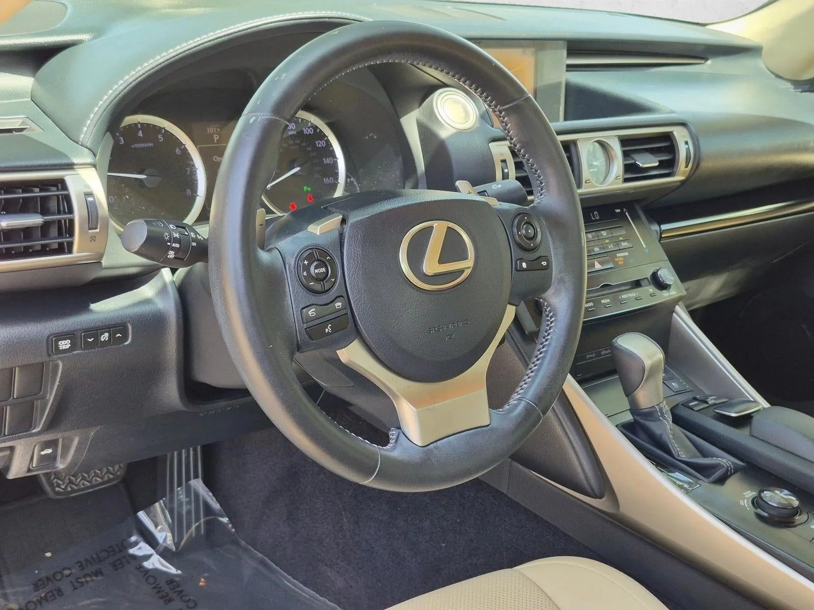 2014 Lexus IS 250 4dr Sport Sdn Auto RWD photo 9