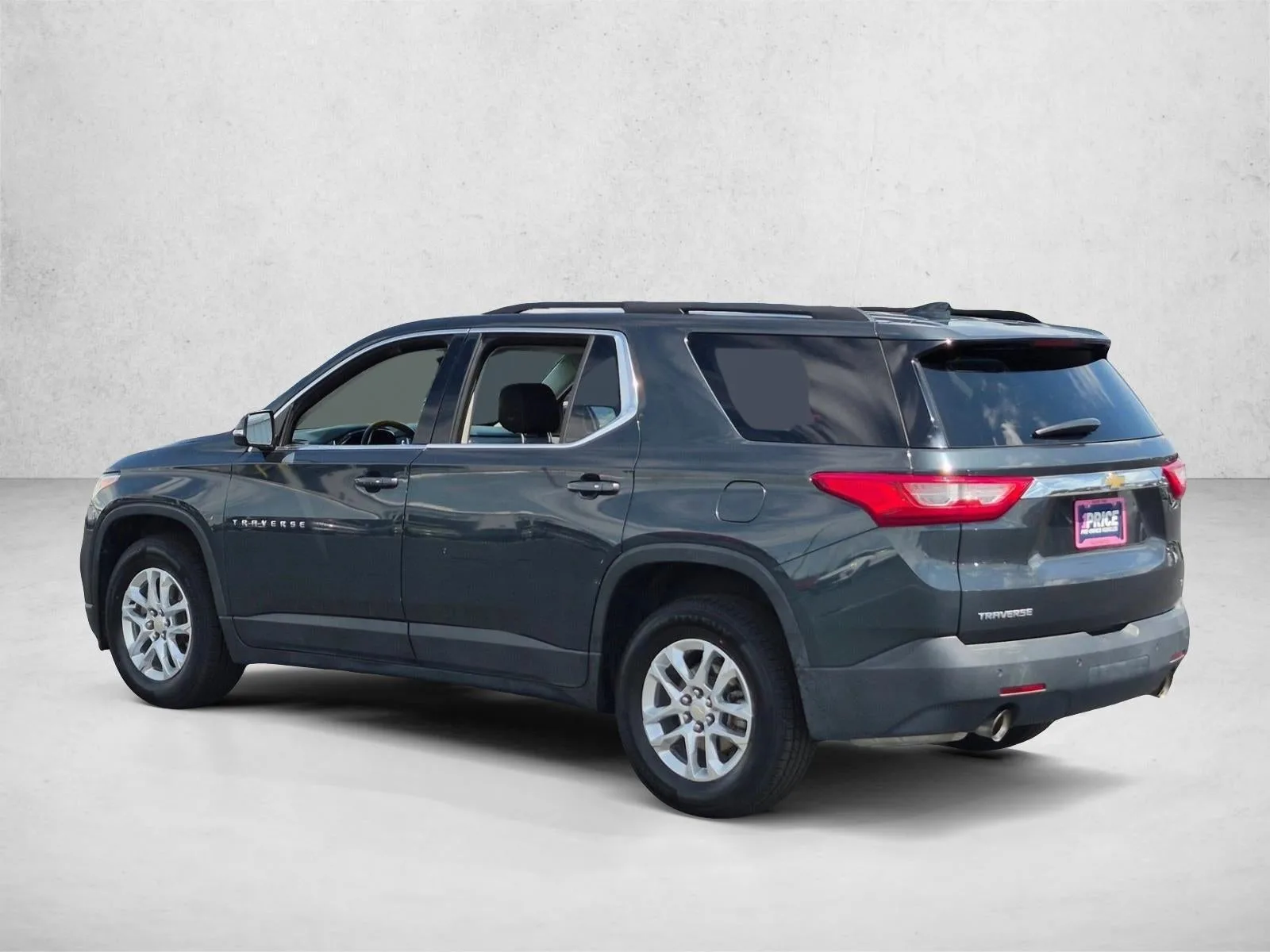 2019 Chevrolet Traverse Base photo 7