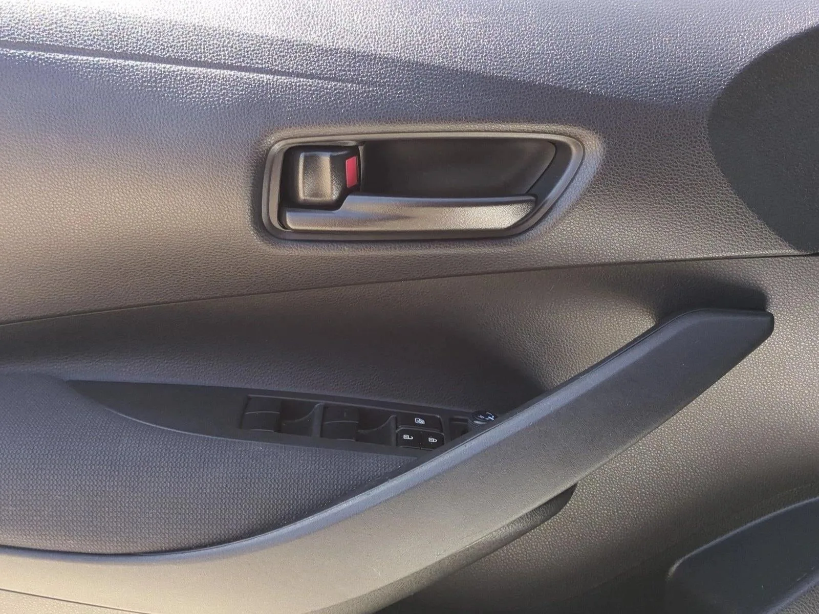 2024 Toyota Corolla LE CVT (Natl) photo 11