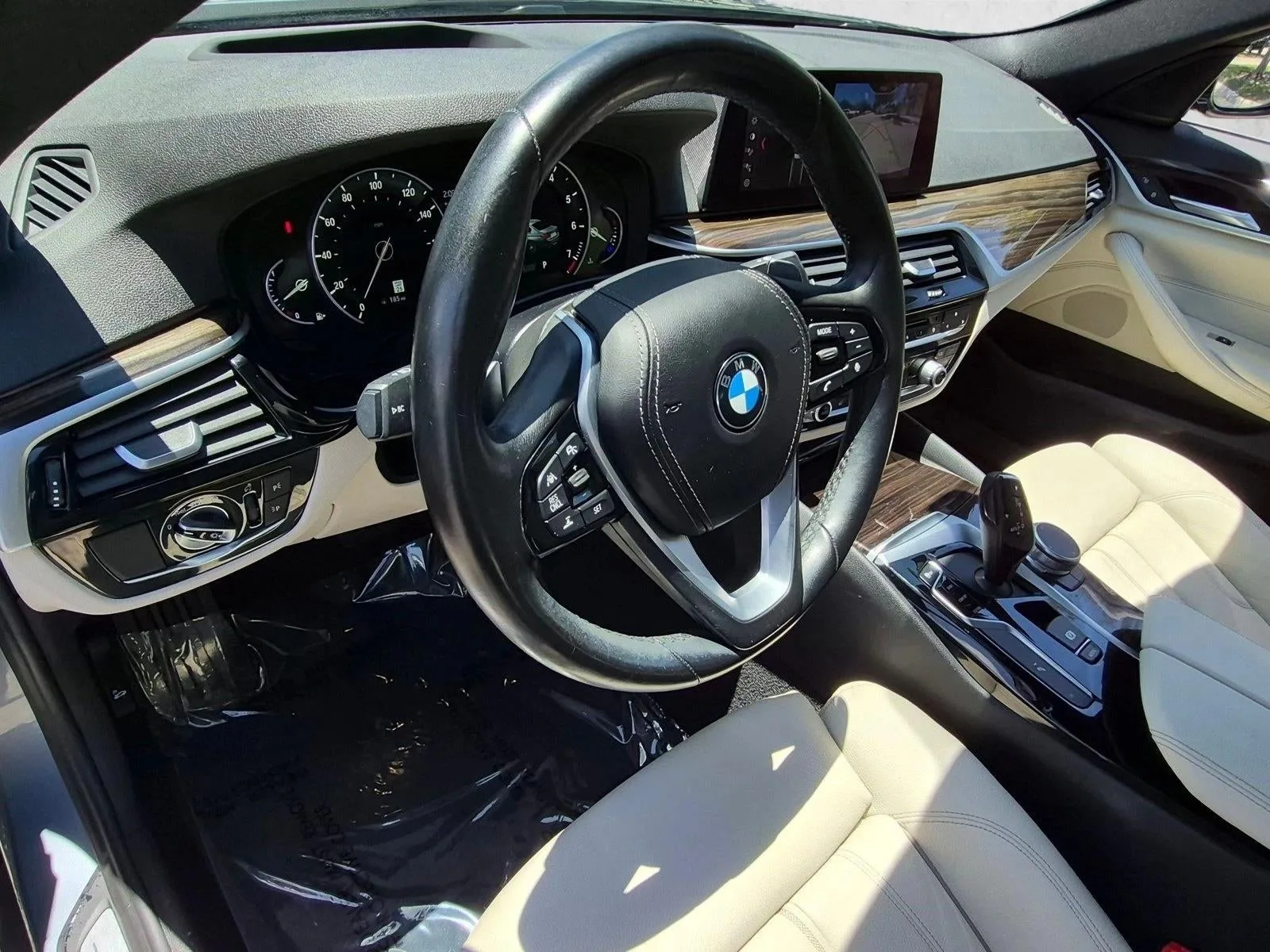2019 BMW 530i Sedan photo 10