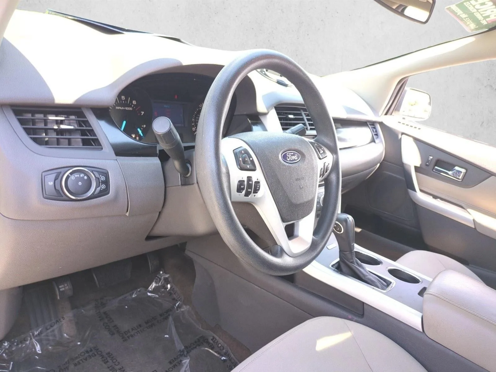 2013 Ford Edge 4dr SE FWD photo 10