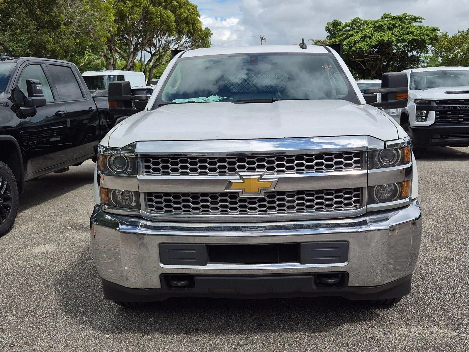 2019 Chevrolet Silverado 2500 HD Work Truck photo 2