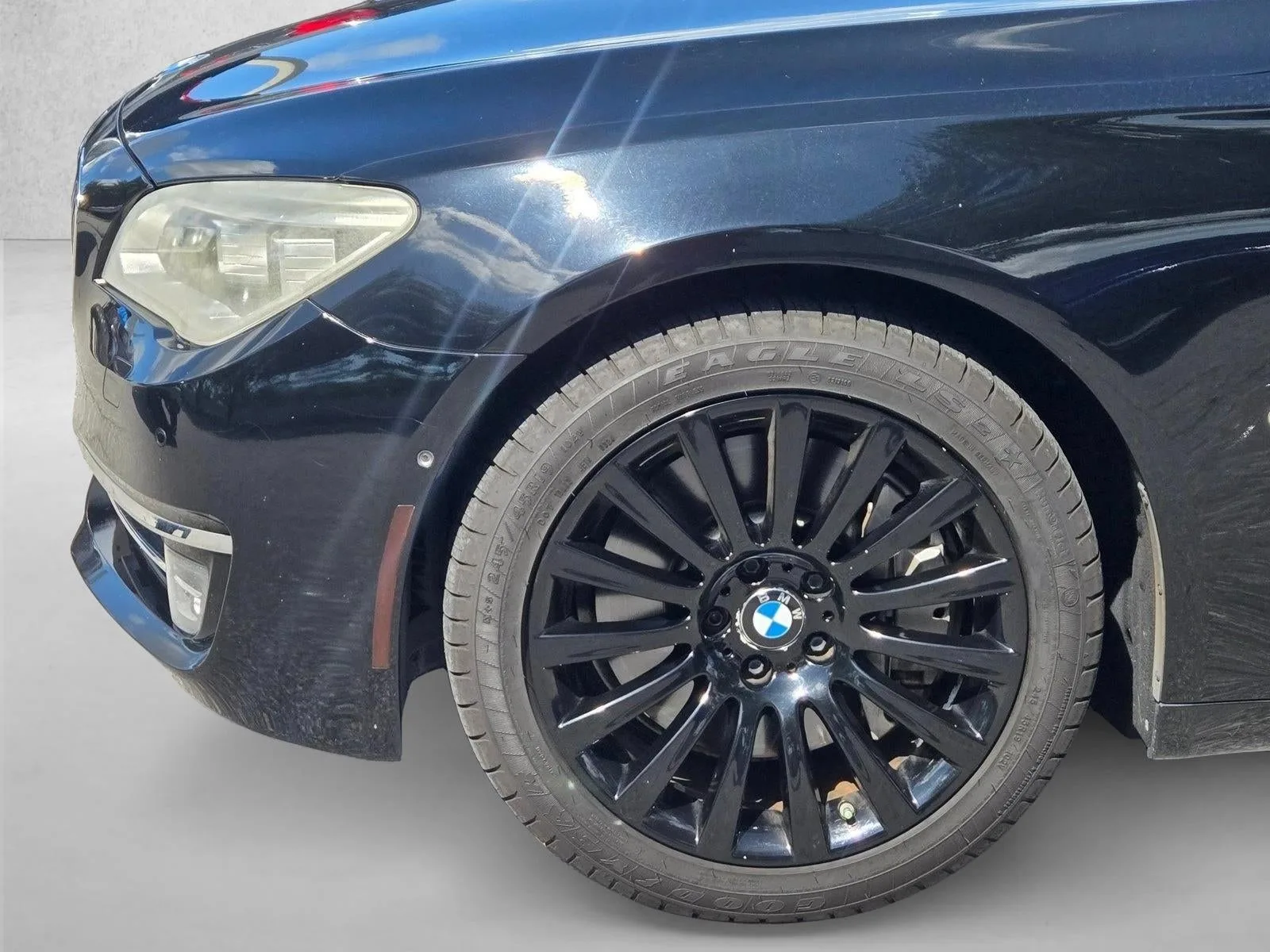 2013 BMW 750Li Sedan photo 10
