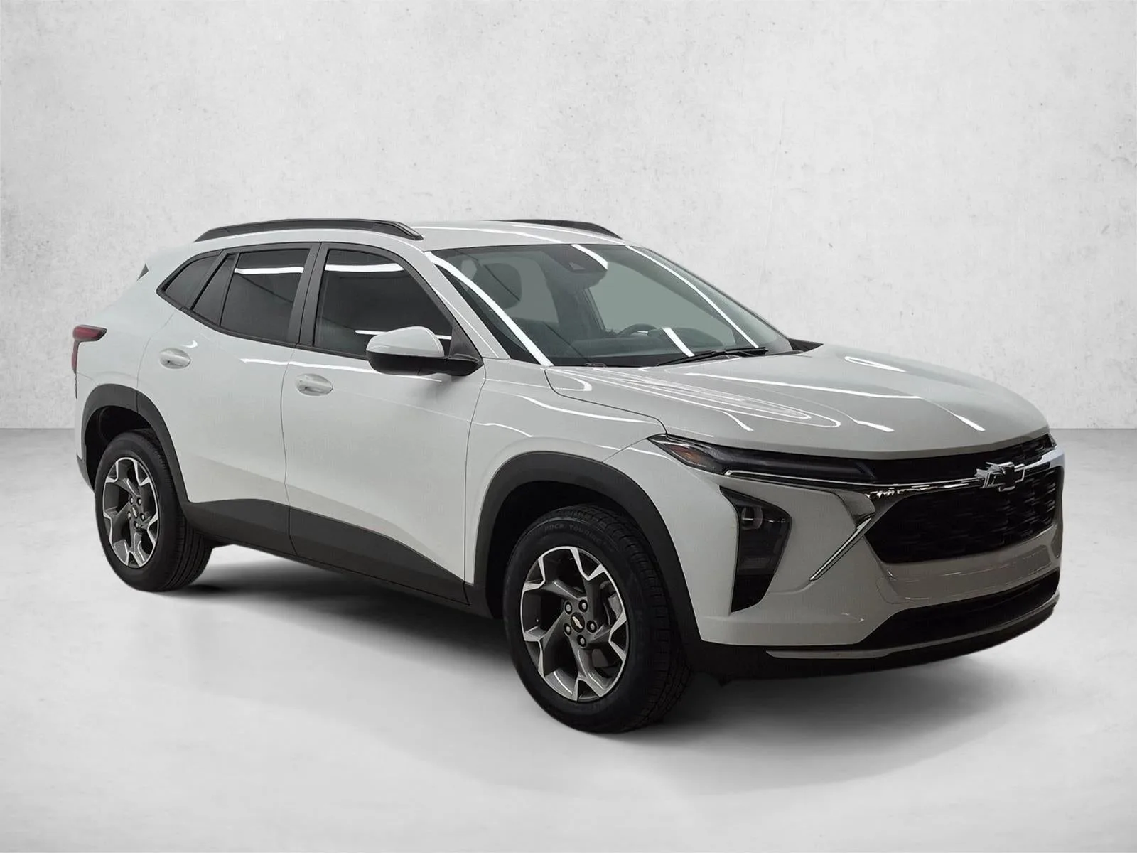 2024 Chevrolet Trax LT photo 3