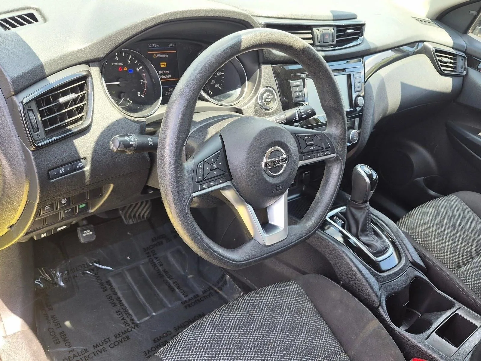 2020 Nissan Rogue Sport FWD SV photo 10
