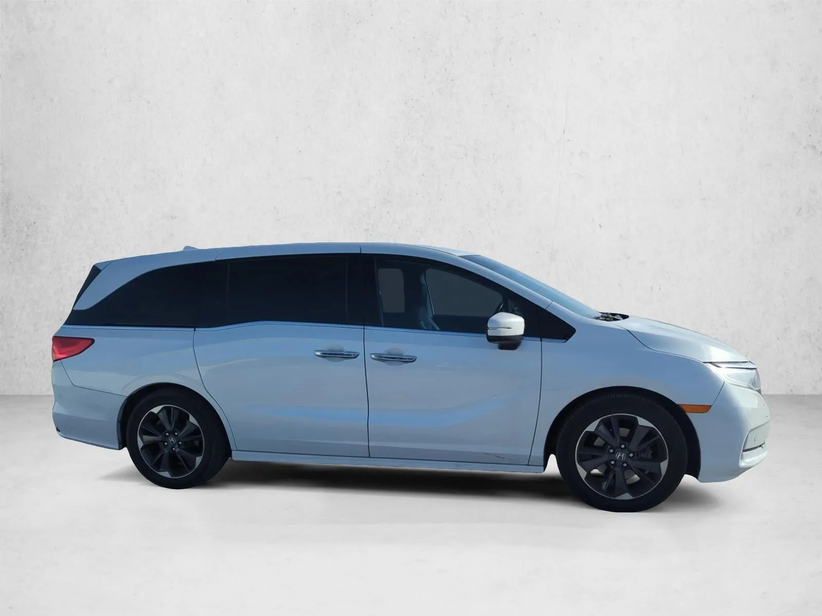 2022 Honda Odyssey Elite Auto photo 4