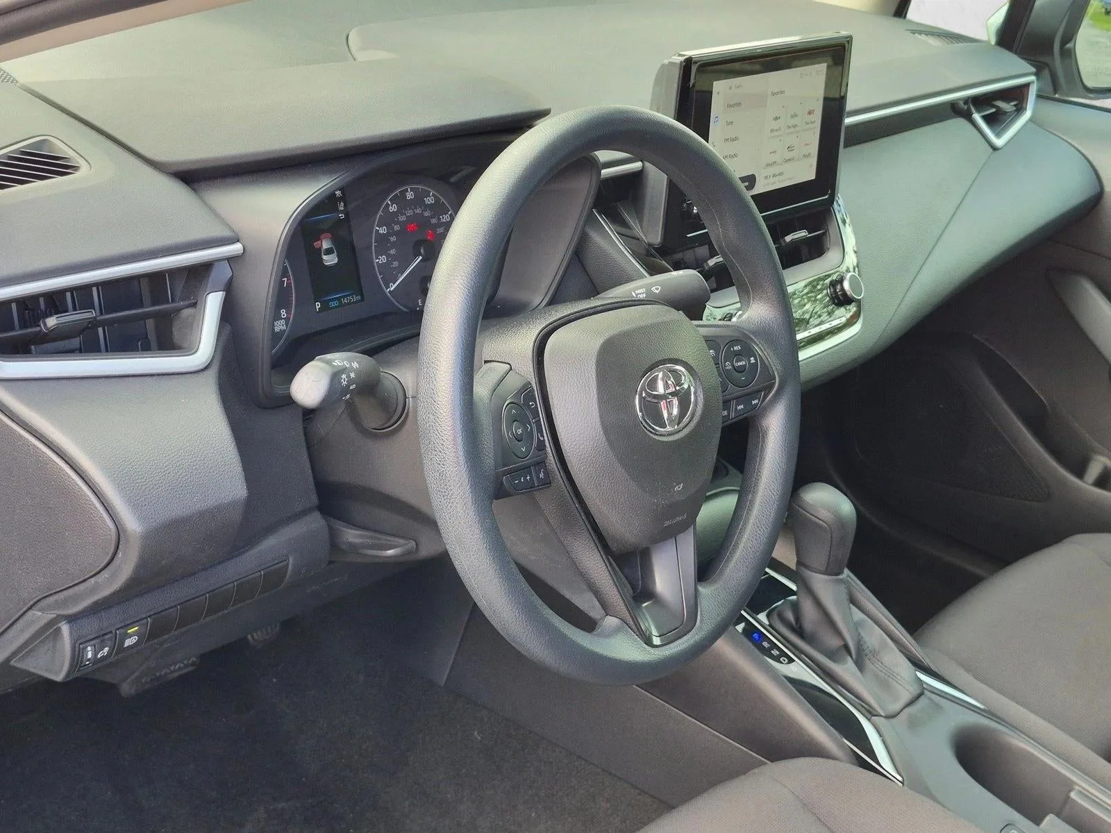 2024 Toyota Corolla LE CVT (Natl) photo 9