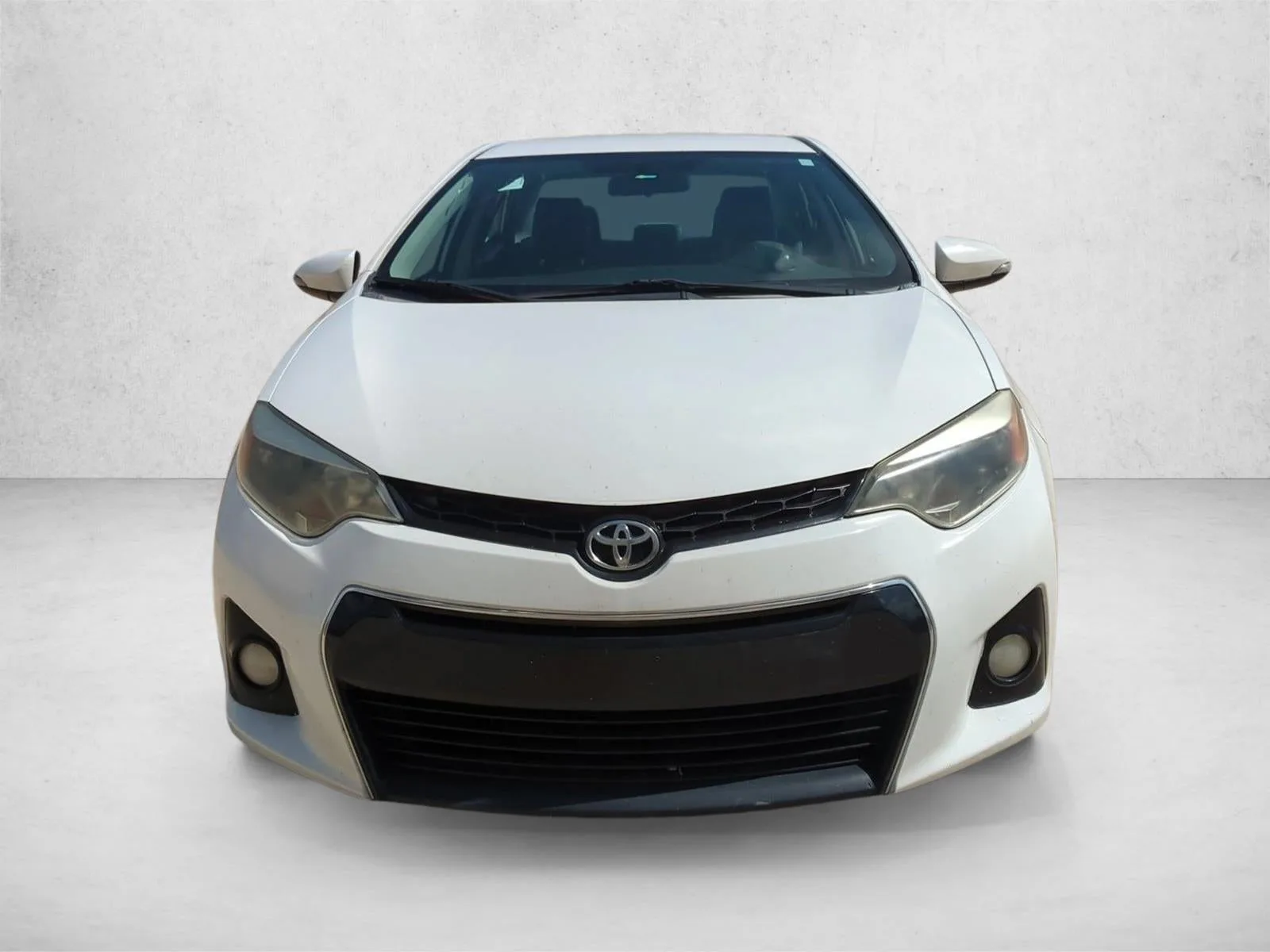 2015 Toyota Corolla 4dr Sdn CVT Auto S (SE) photo 2