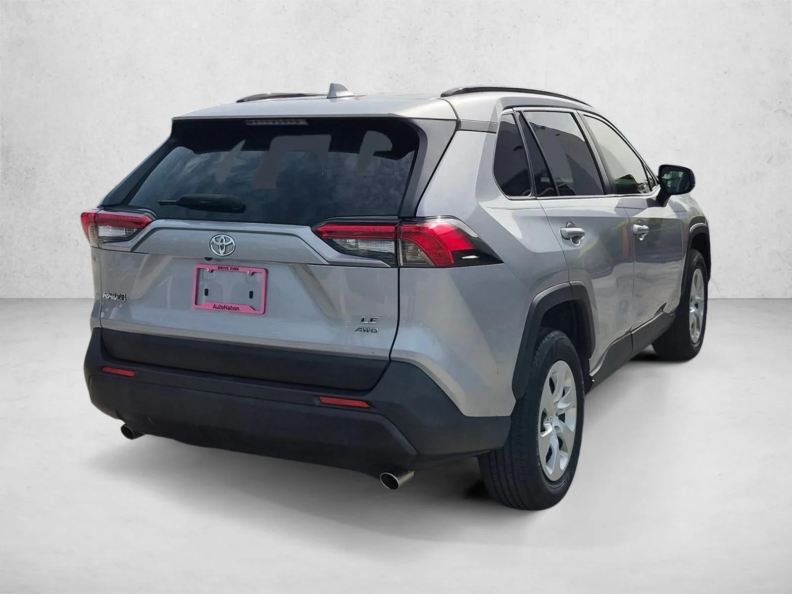 2020 Toyota RAV4 LE AWD (Natl) photo 5