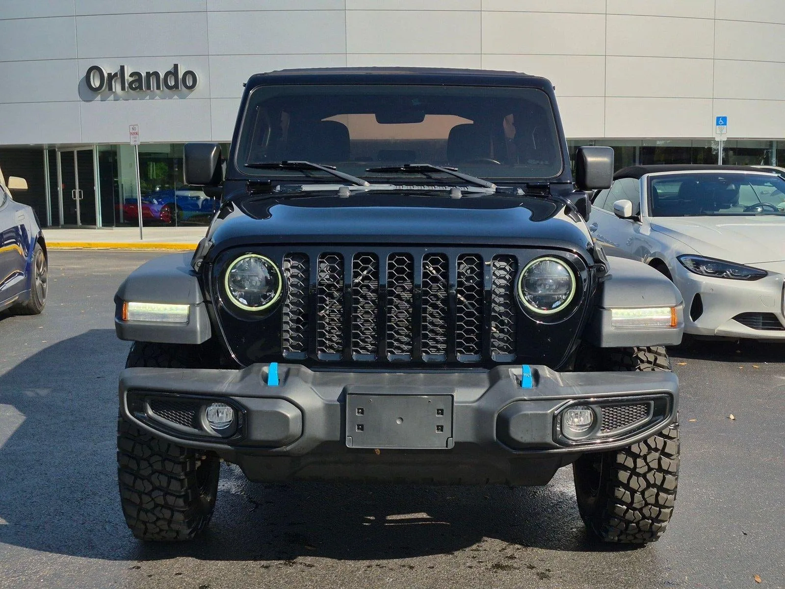 2023 Jeep Wrangler 4xe 4x4 photo 5