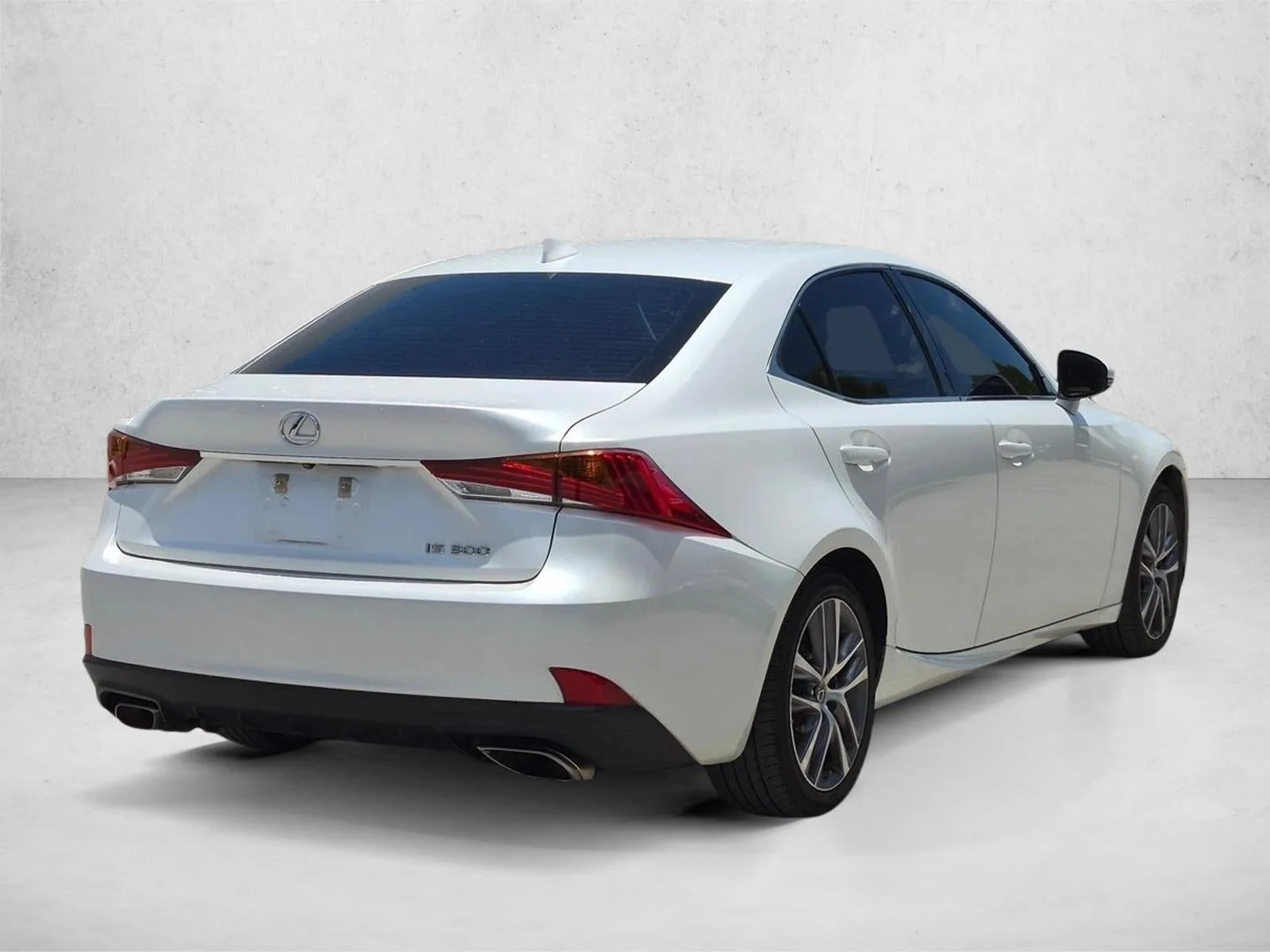 2020 Lexus IS photo 5