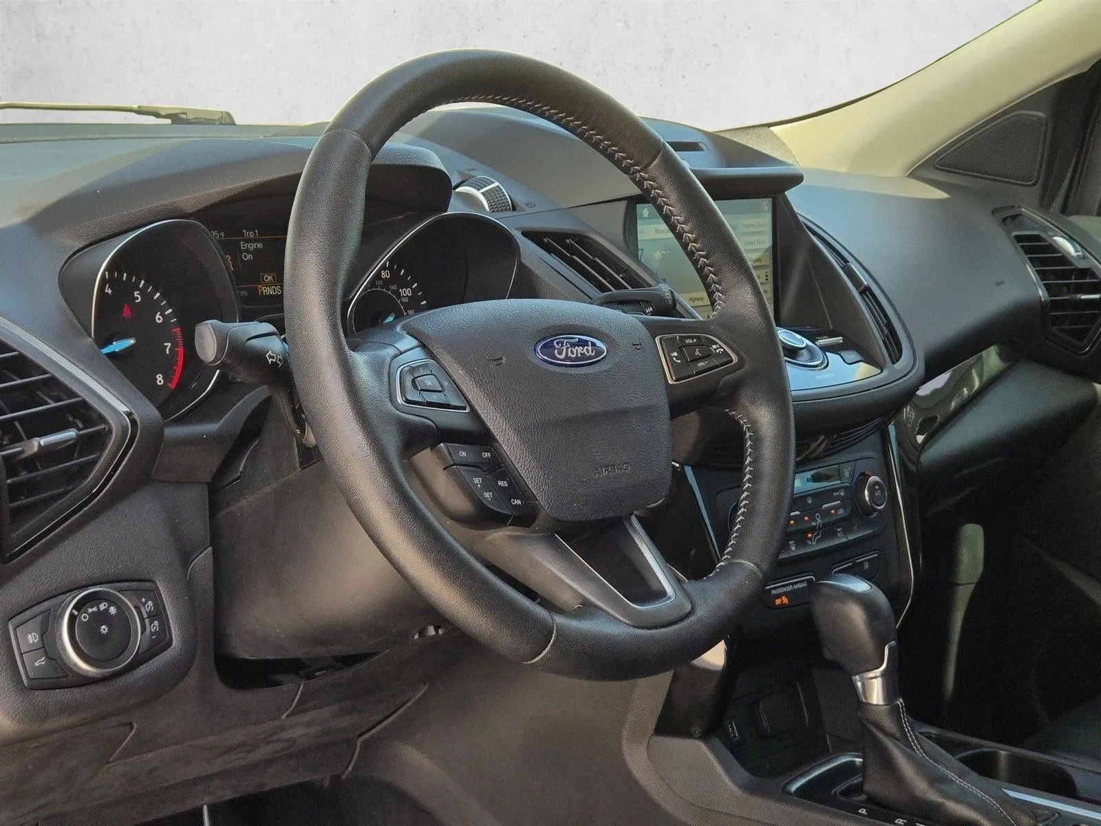 2017 Ford Escape Titanium 4WD photo 10