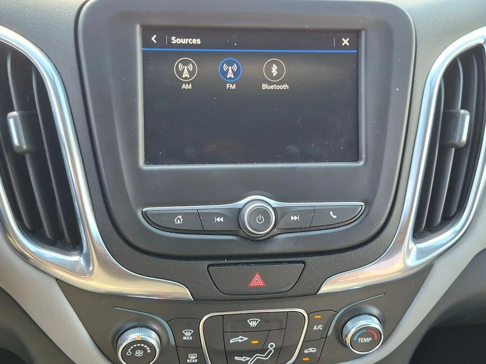 2021 Chevrolet Equinox FWD LS photo 12
