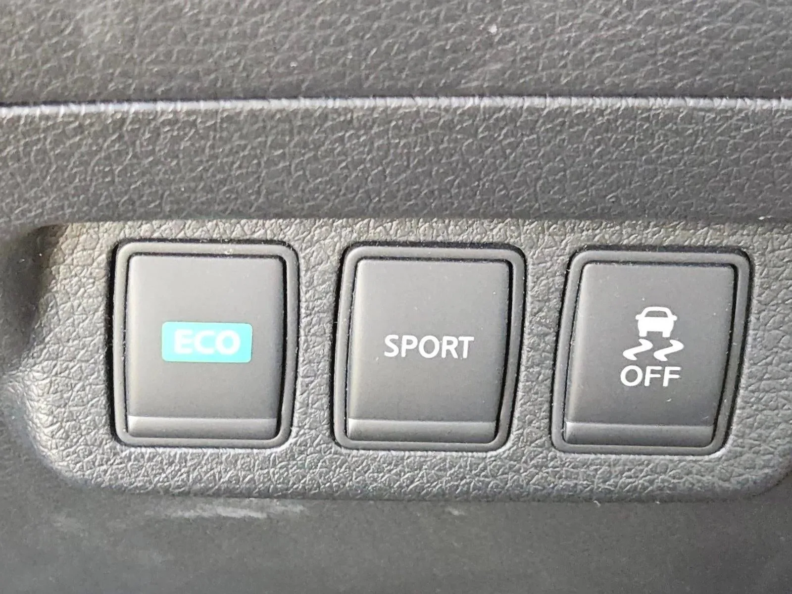 2014 Nissan Sentra 4dr Sdn I4 CVT SV photo 10