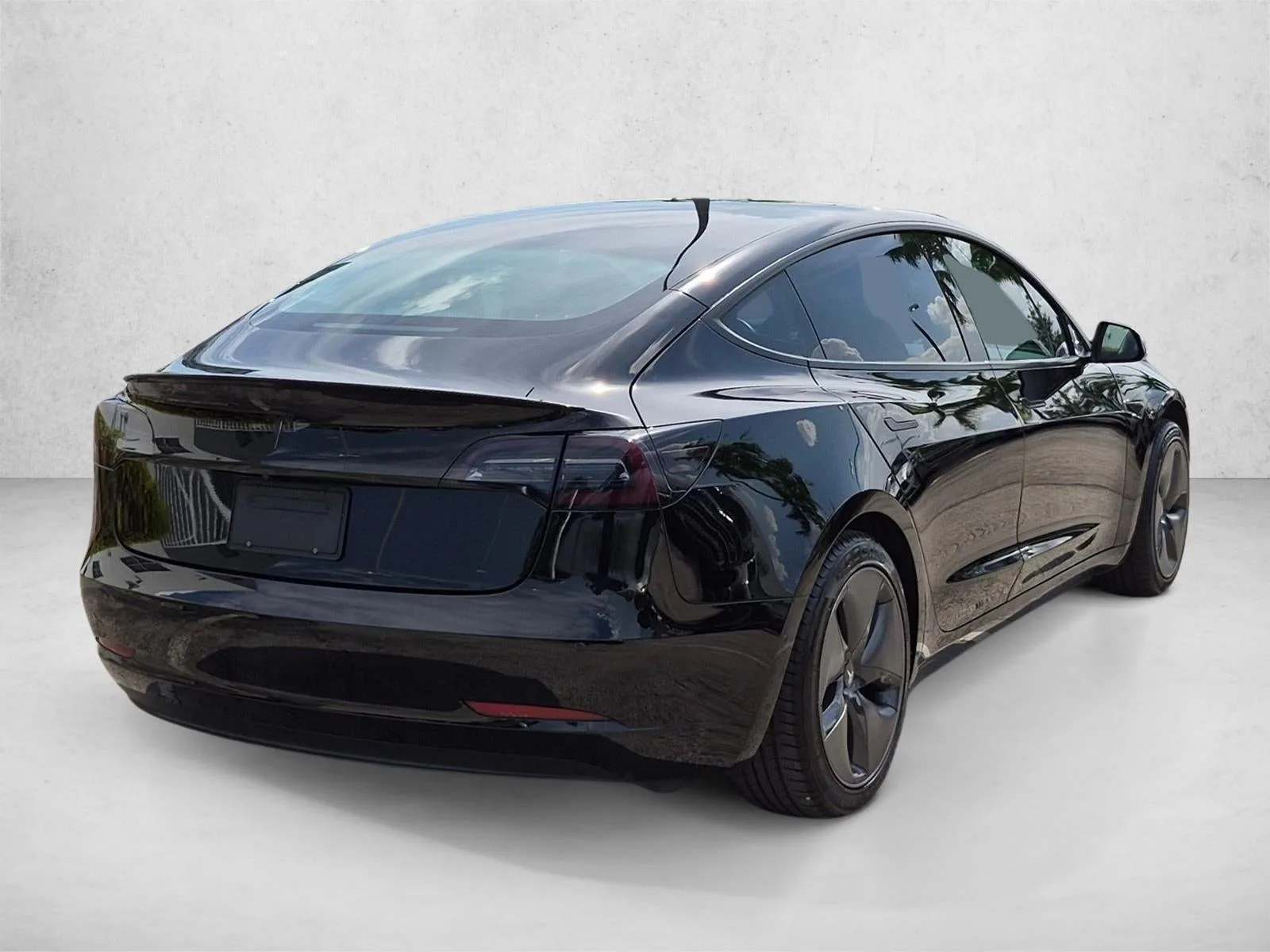 2020 Tesla Model 3 Standard Range Plus RWD photo 5