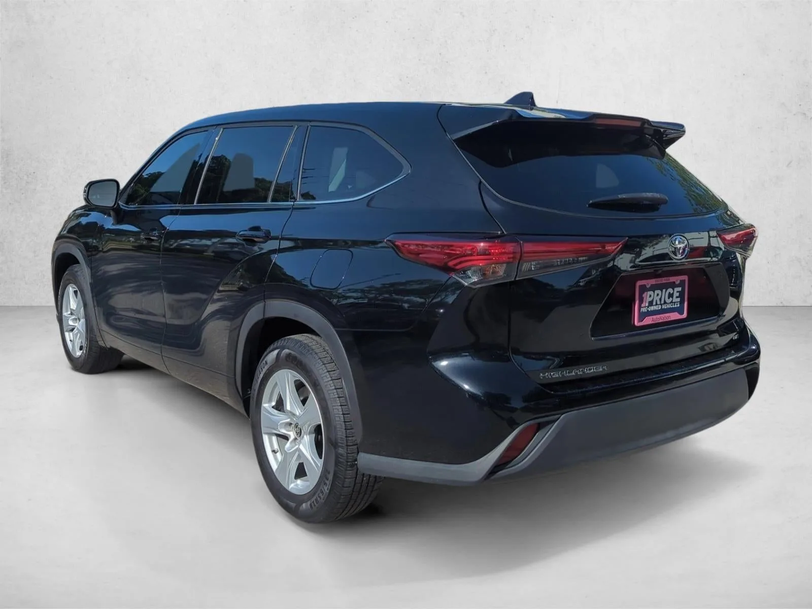 2020 Toyota Highlander LE FWD (GS) photo 7