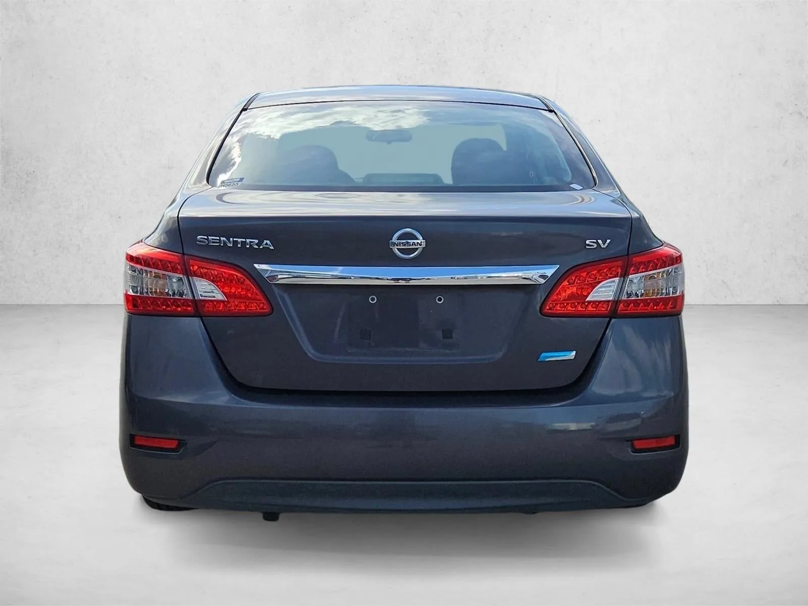 2014 Nissan Sentra 4dr Sdn I4 CVT SV photo 4
