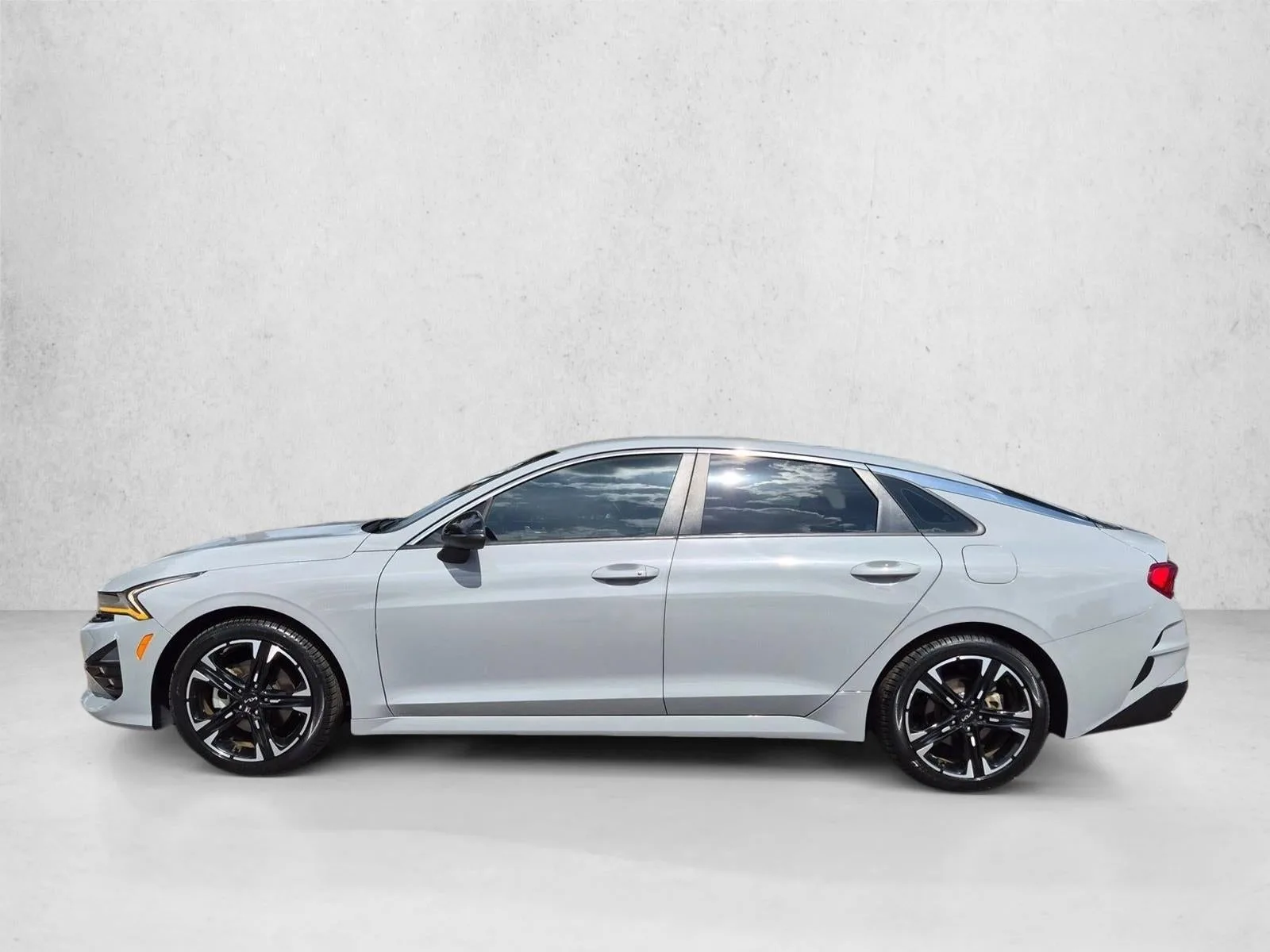 2022 Kia K5 GT-Line Auto FWD photo 9