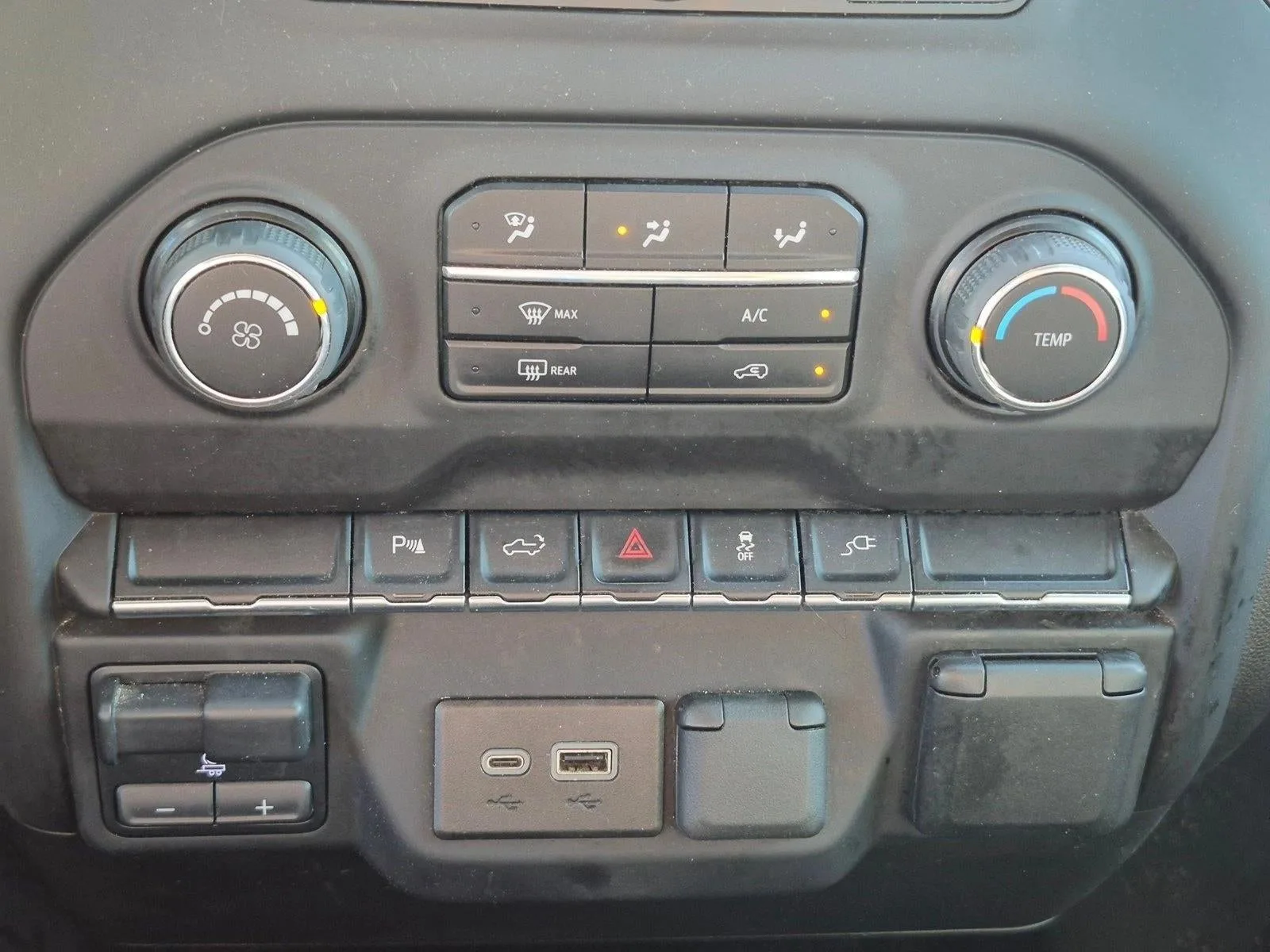 2023 Chevrolet Silverado 2500 HD Work Truck photo 9