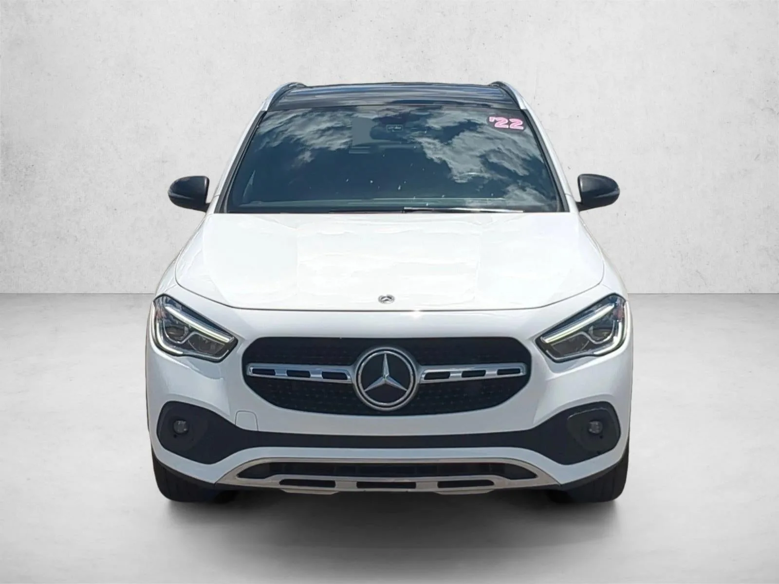 2022 Mercedes-Benz GLA 250 4MATIC® photo 2