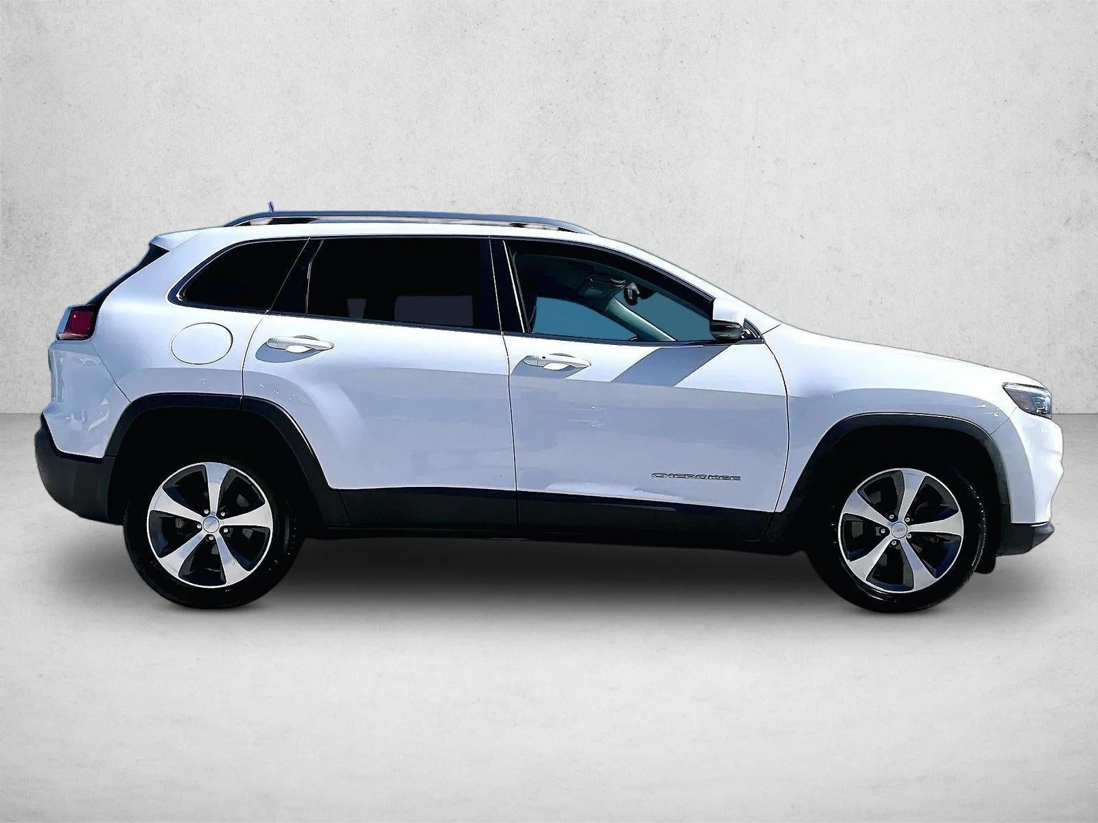 2020 Jeep Cherokee Limited FWD photo 5