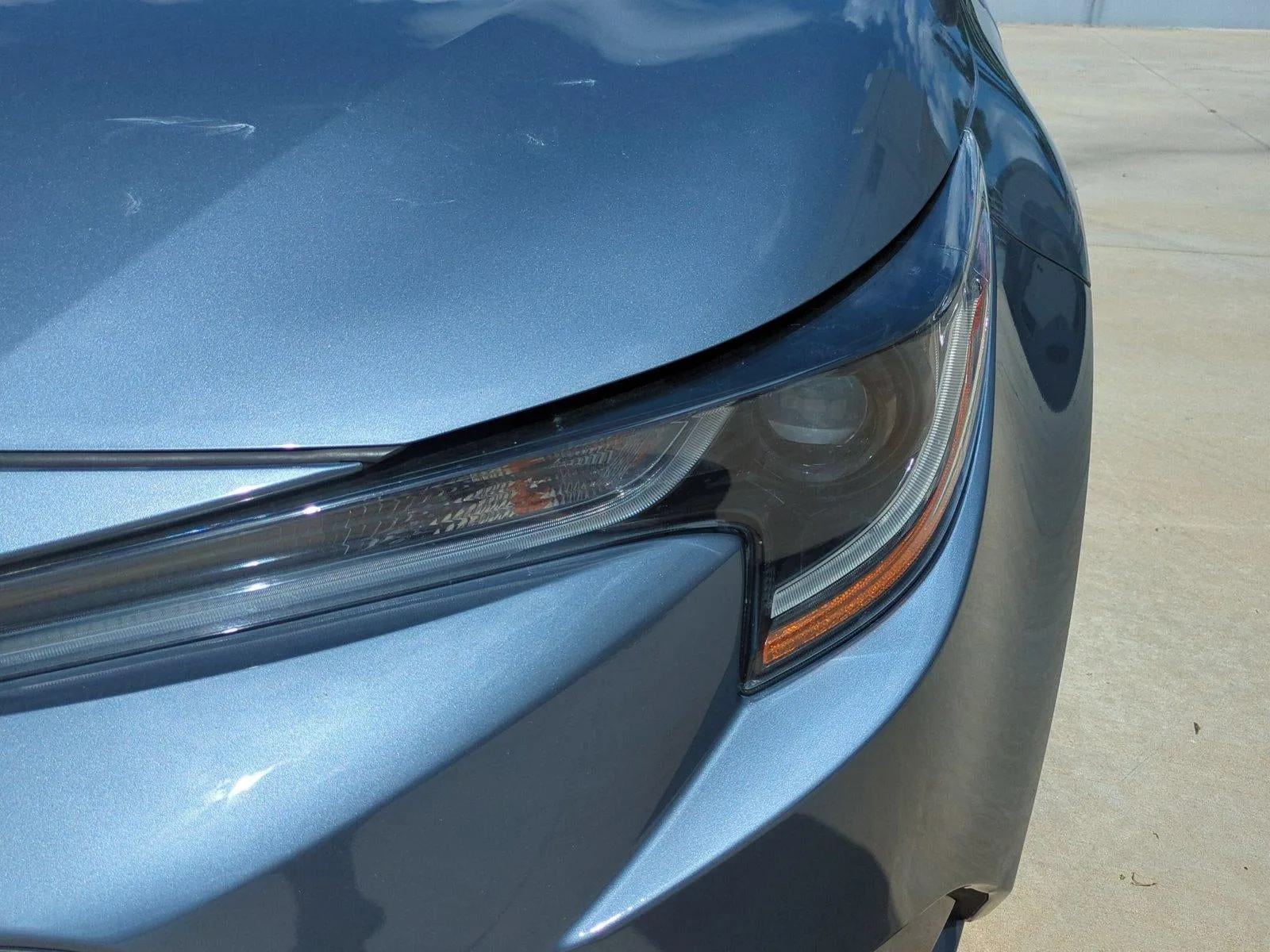 2023 Toyota Corolla LE CVT (Natl) photo 9