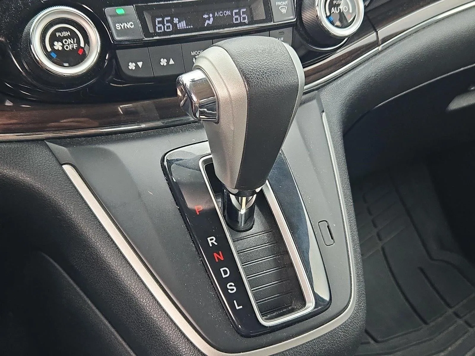 2015 Honda CR-V EX-L 2WD with Navigation photo 11