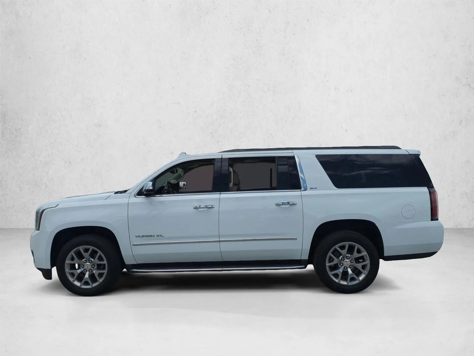 2018 GMC Yukon XL 2WD 4dr SLT photo 9