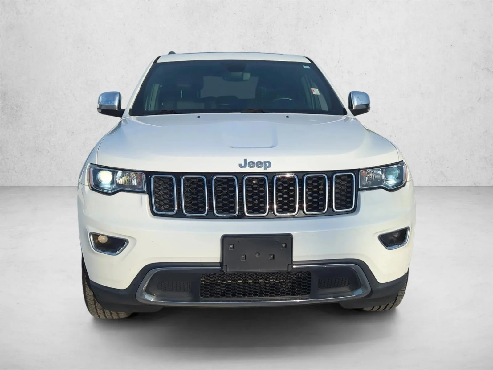 2020 Jeep Grand Cherokee Limited 4x4 photo 2