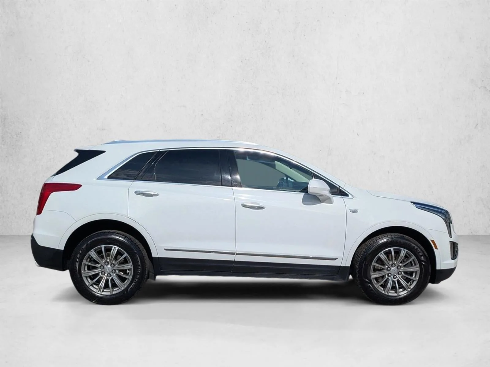 2019 Cadillac XT5 FWD 4dr Luxury photo 4