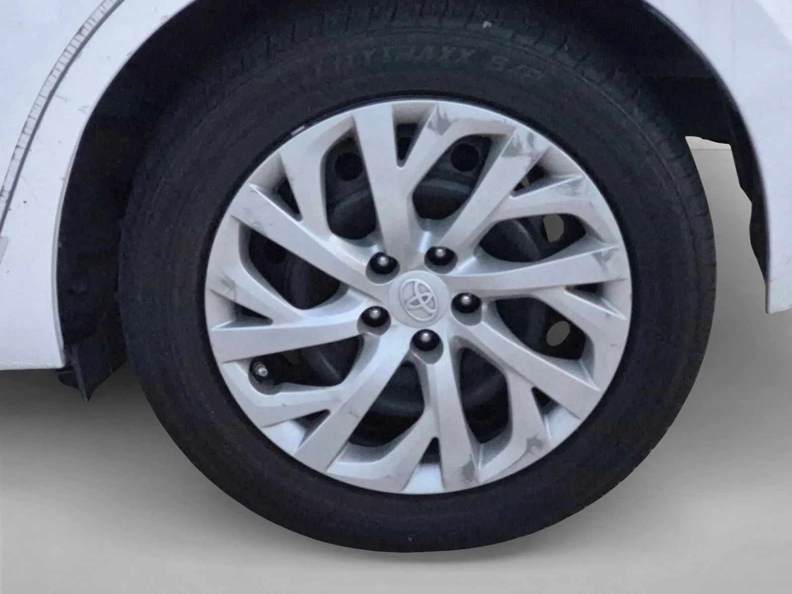 2019 Toyota Corolla LE CVT (Natl) photo 4